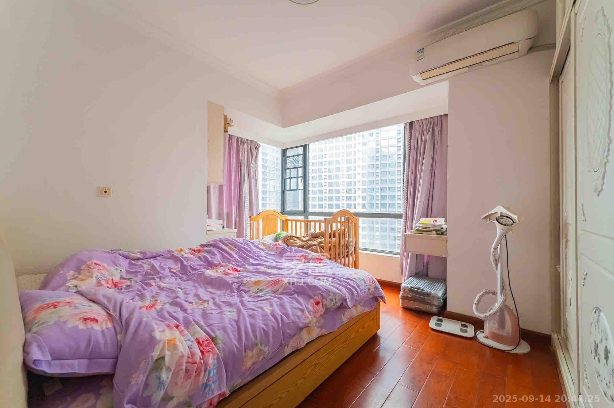 恒基凯旋门一二期 3室2厅1卫 1999.0元/月 恒基凯旋门一二期 3室2厅1卫 1999.0元/月室内图