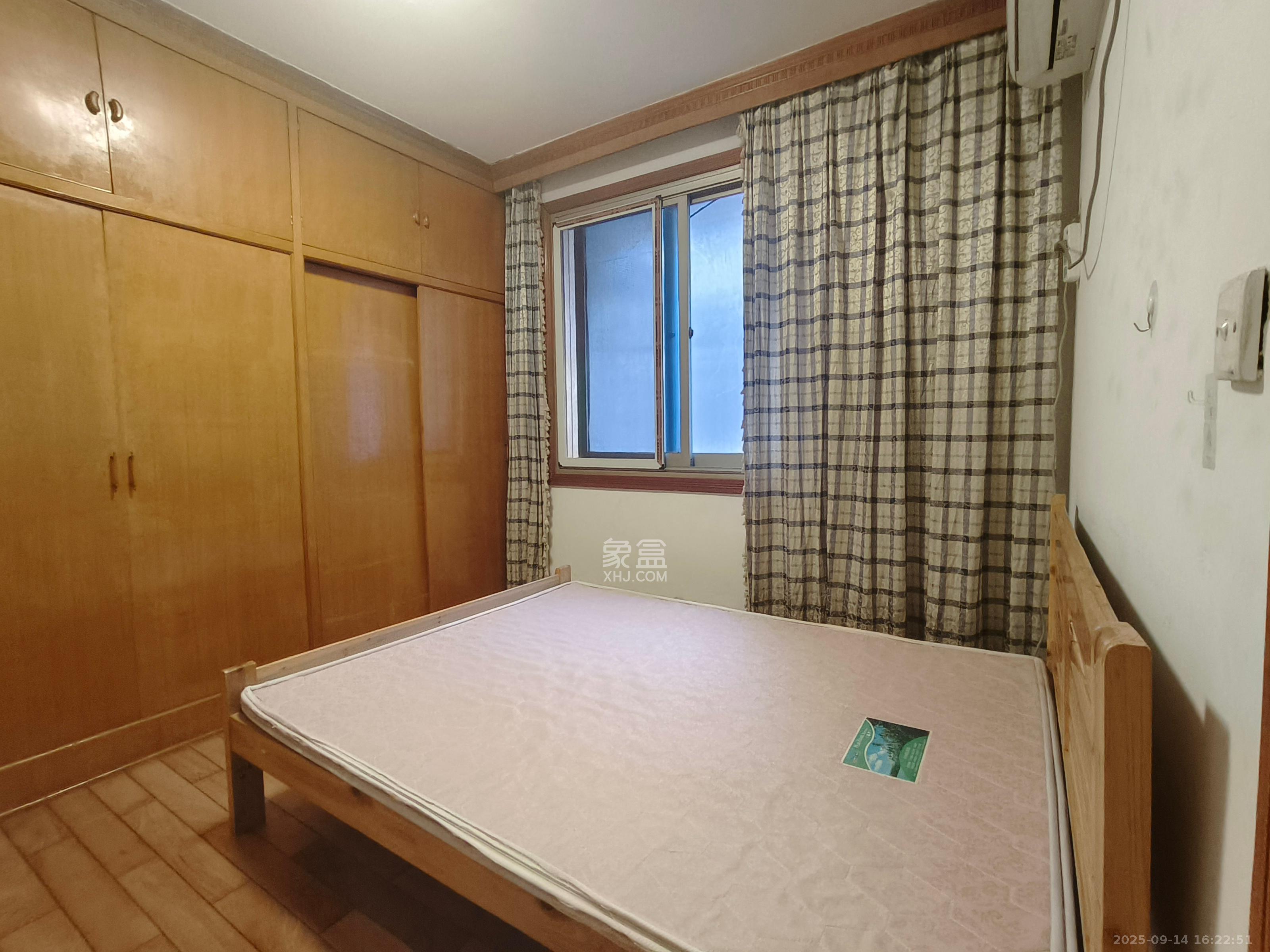 南门口晏家塘社区  2室1厅1卫    1500.0元/月室内图