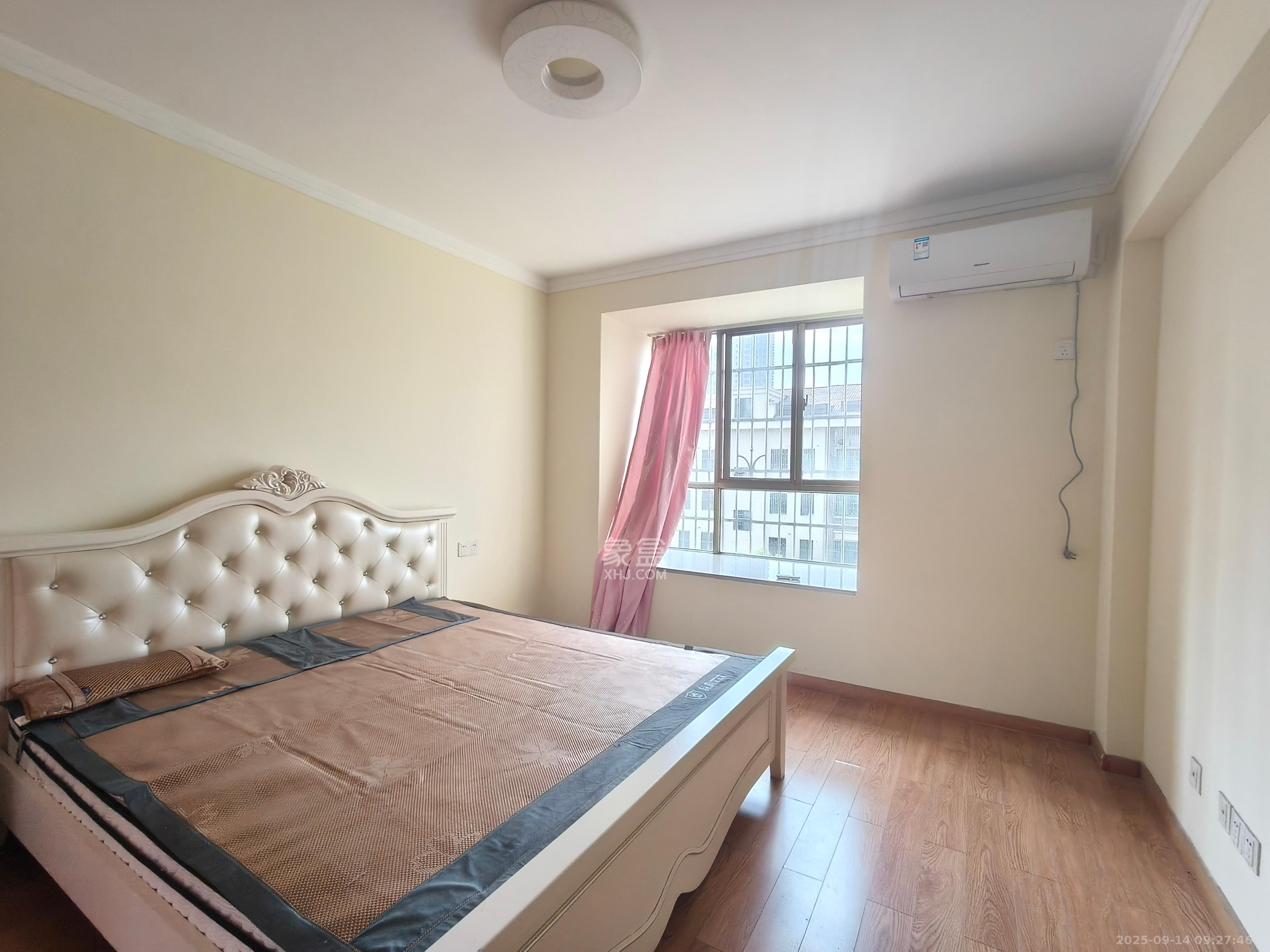 锦湘国际星城二期（锦雅苑）  2室2厅1卫    2100.0元/月室内图