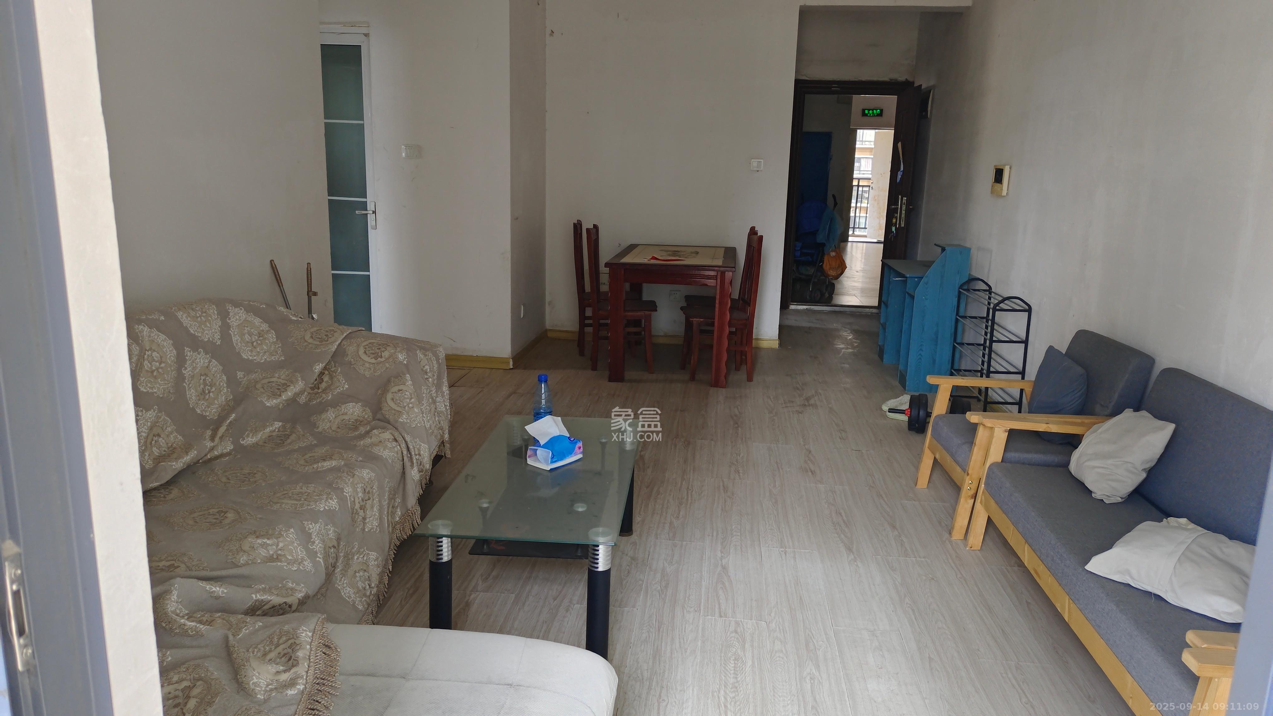 中国铁建国际城一期 2室2厅1卫 1400.0元/月 中国铁建国际城一期 2室2厅1卫 1400.0元/月室内图