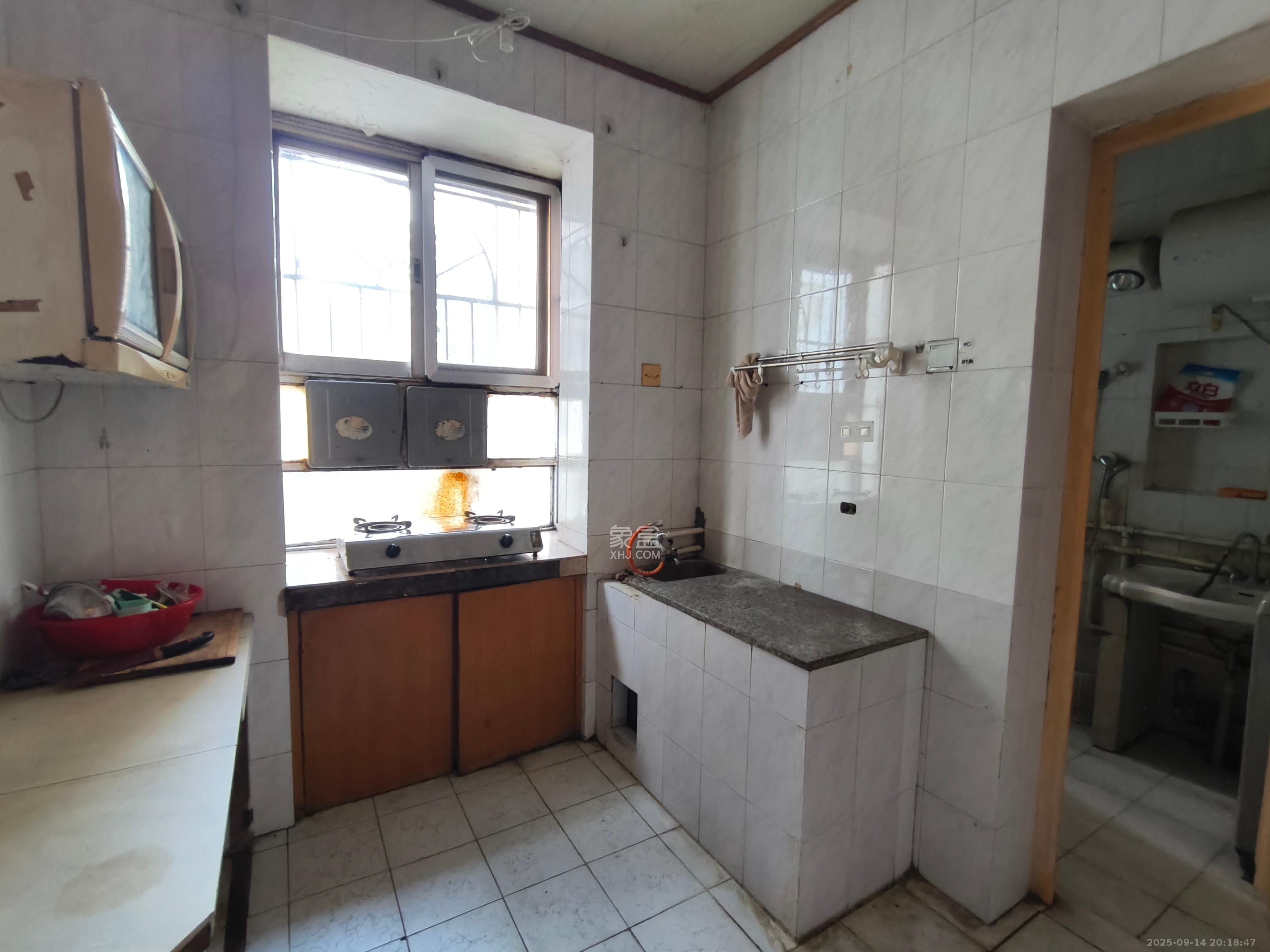 环达路桥  3室2厅1卫    1400.0元/月室内图