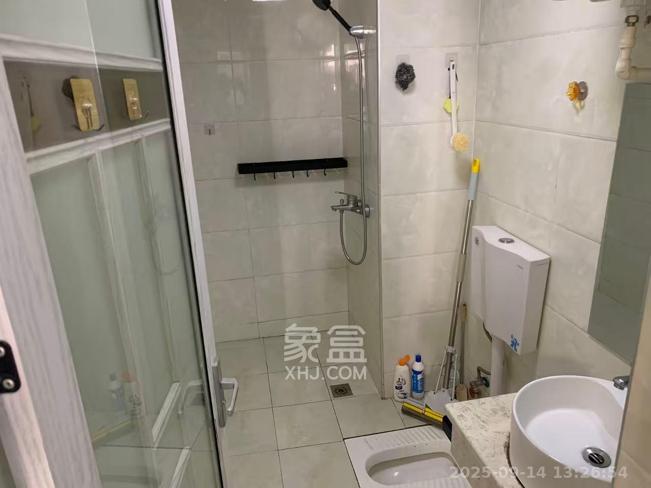 北辰三角洲E3区 1室1厅1卫 2000.0元/月 北辰三角洲E3区 1室1厅1卫 2000.0元/月室内图