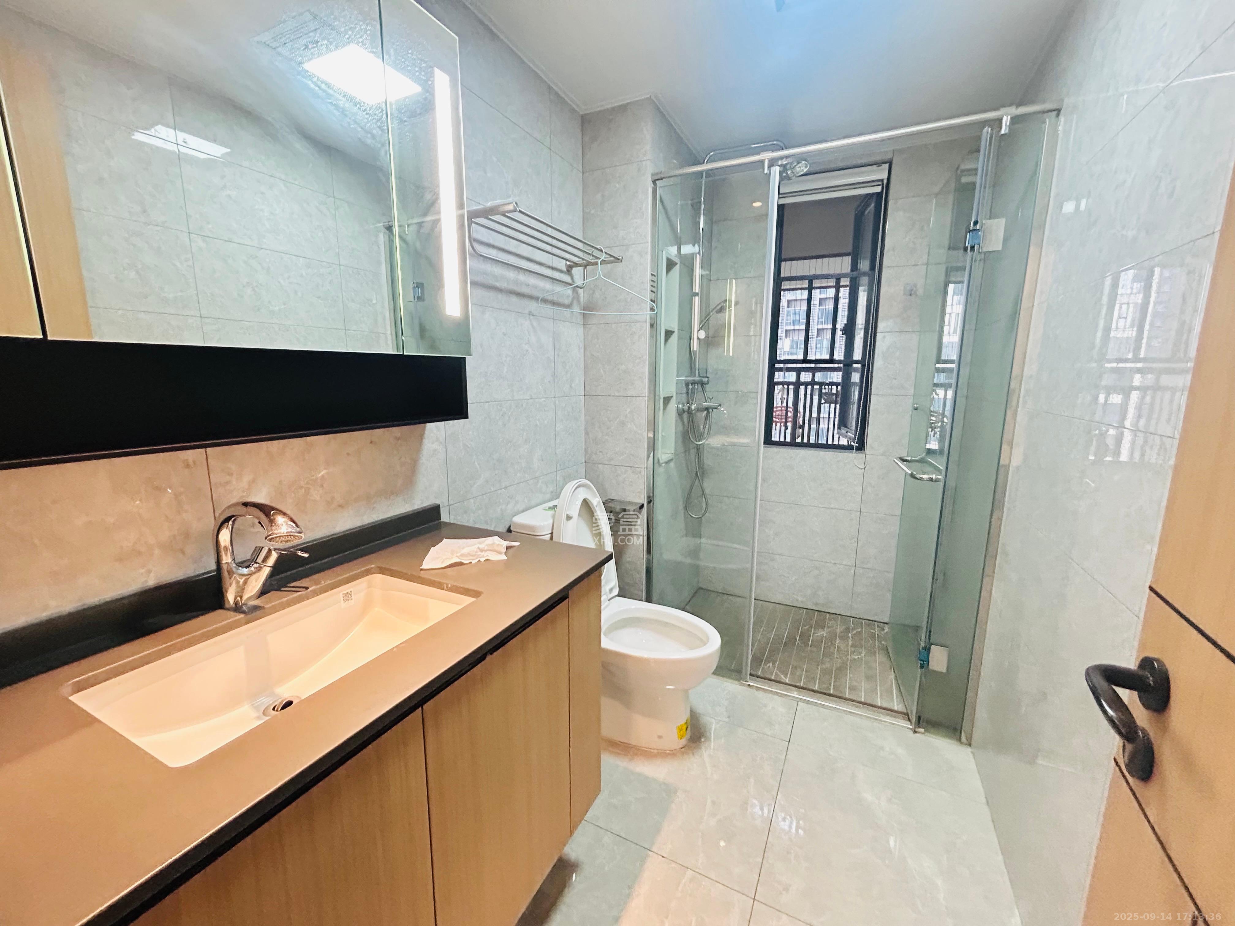 爱家当代境 3室2厅2卫 2900.0元/月 爱家当代境 3室2厅2卫 2900.0元/月室内图