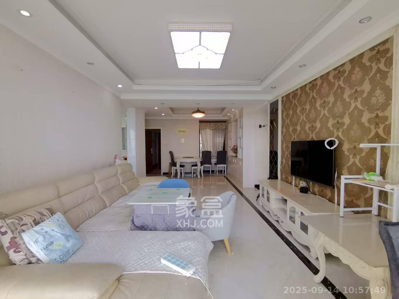 保利麓谷林语F区  3室2厅1卫    2600.0元/月 保利麓谷林语F区  3室2厅1卫    2600.0元/月室内图