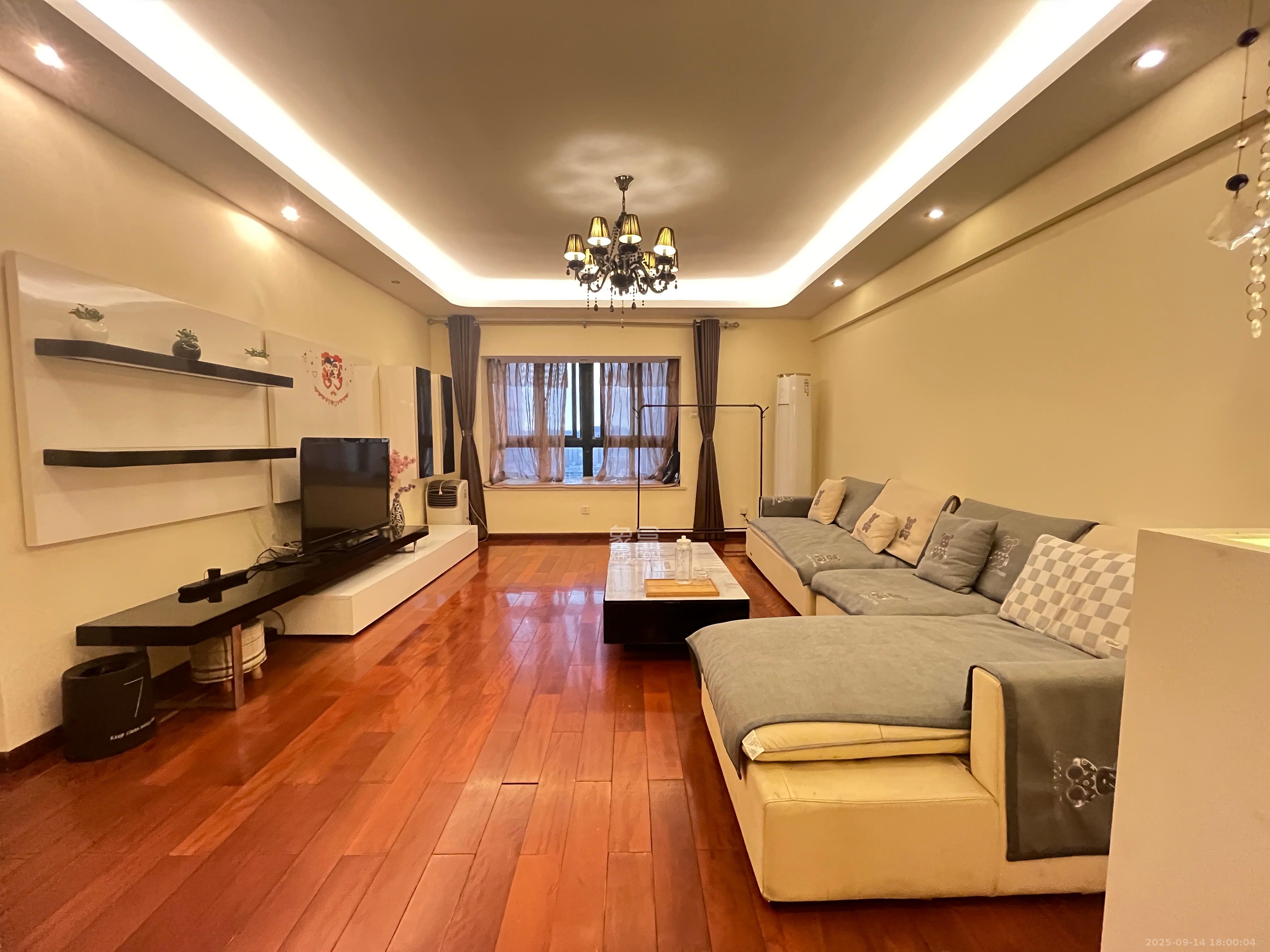 东玺门  3室2厅2卫    3200.0元/月 东玺门  3室2厅2卫    3200.0元/月室内图