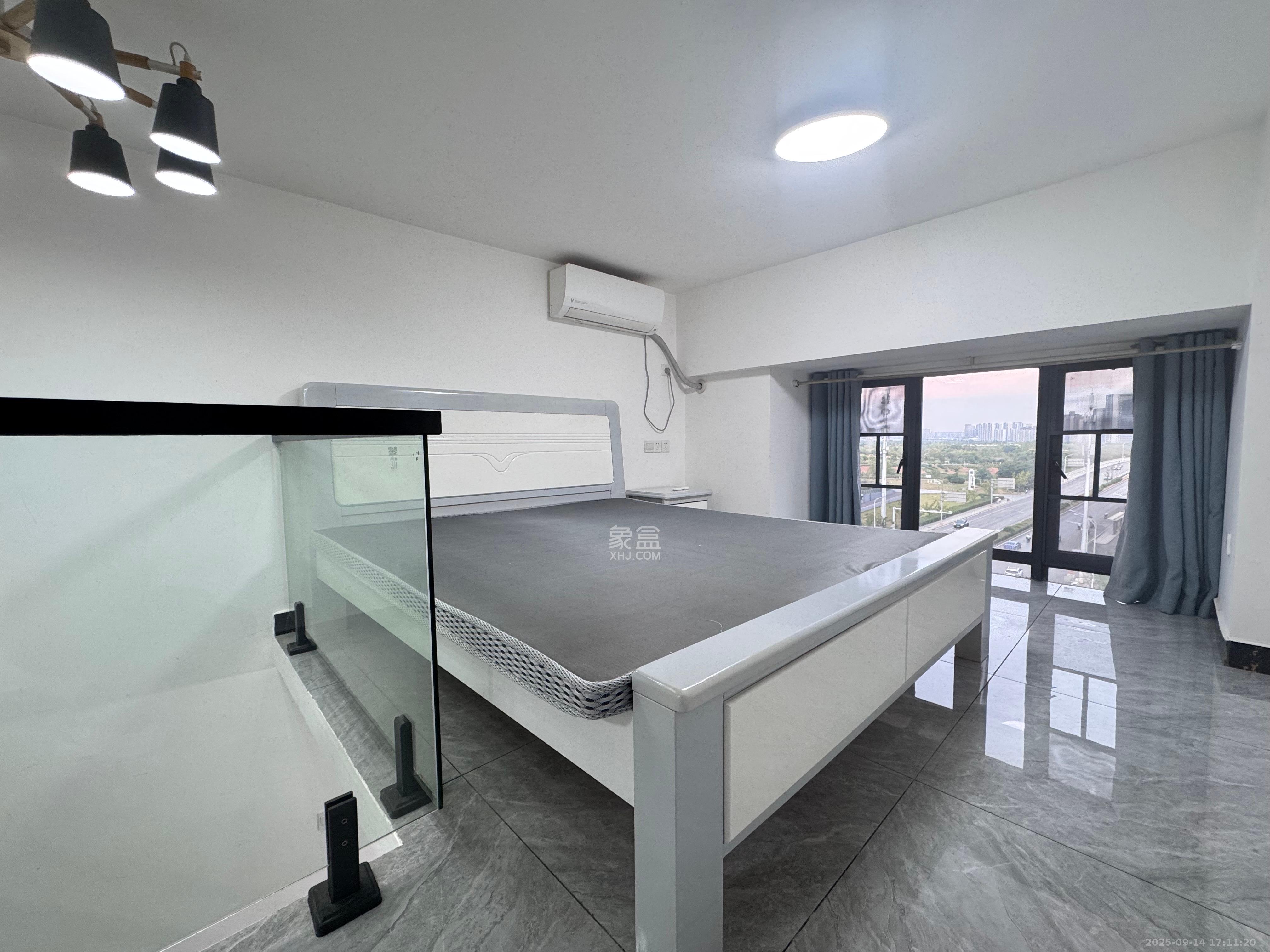 中国铁建京师璟台 1室1厅1卫 1600.0元/月 中国铁建京师璟台 1室1厅1卫 1600.0元/月室内图