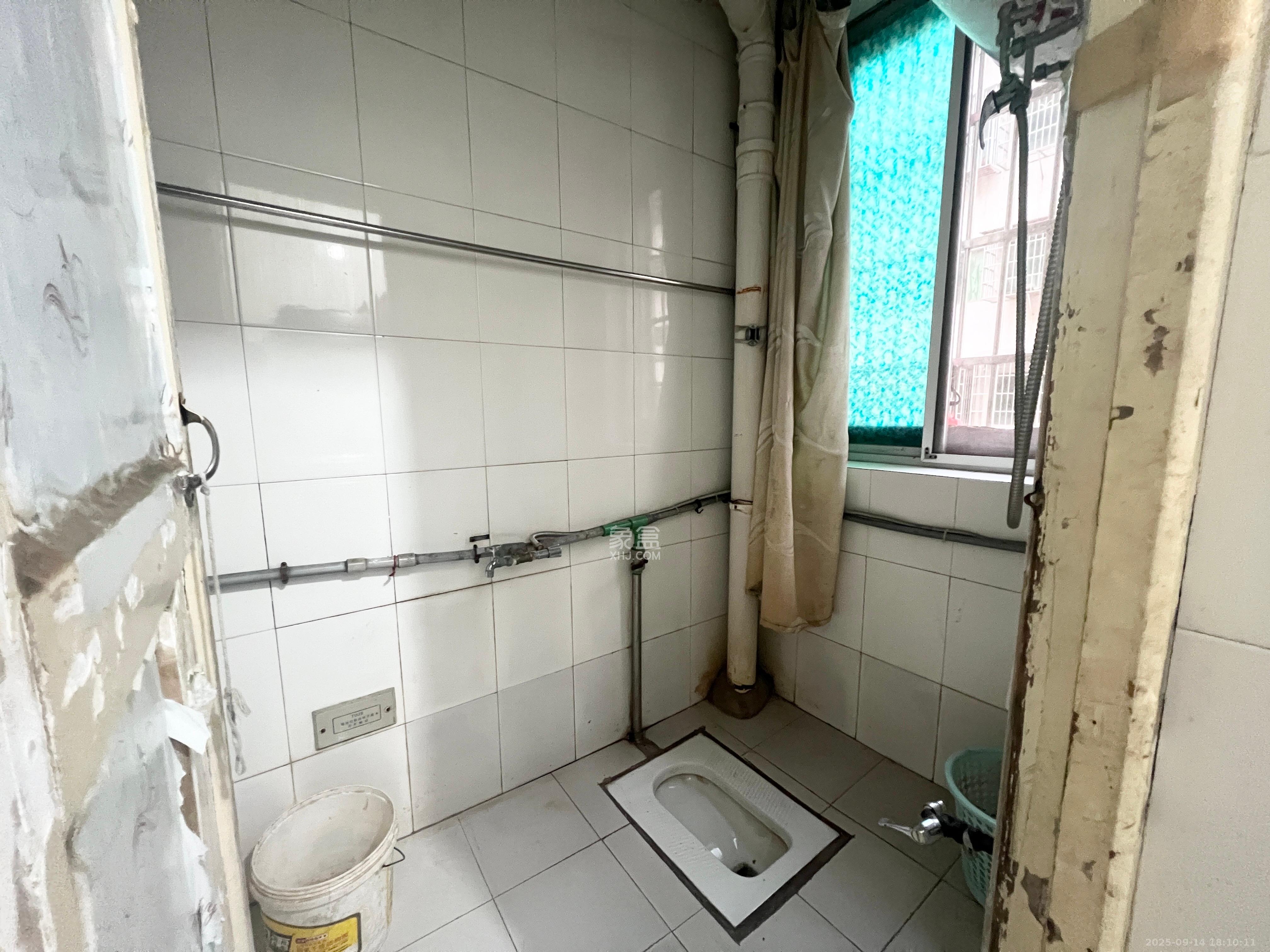 茶叶大市场“山水茗园” 2室1厅1卫 1200.0元/月 茶叶大市场“山水茗园” 2室1厅1卫 1200.0元/月室内图