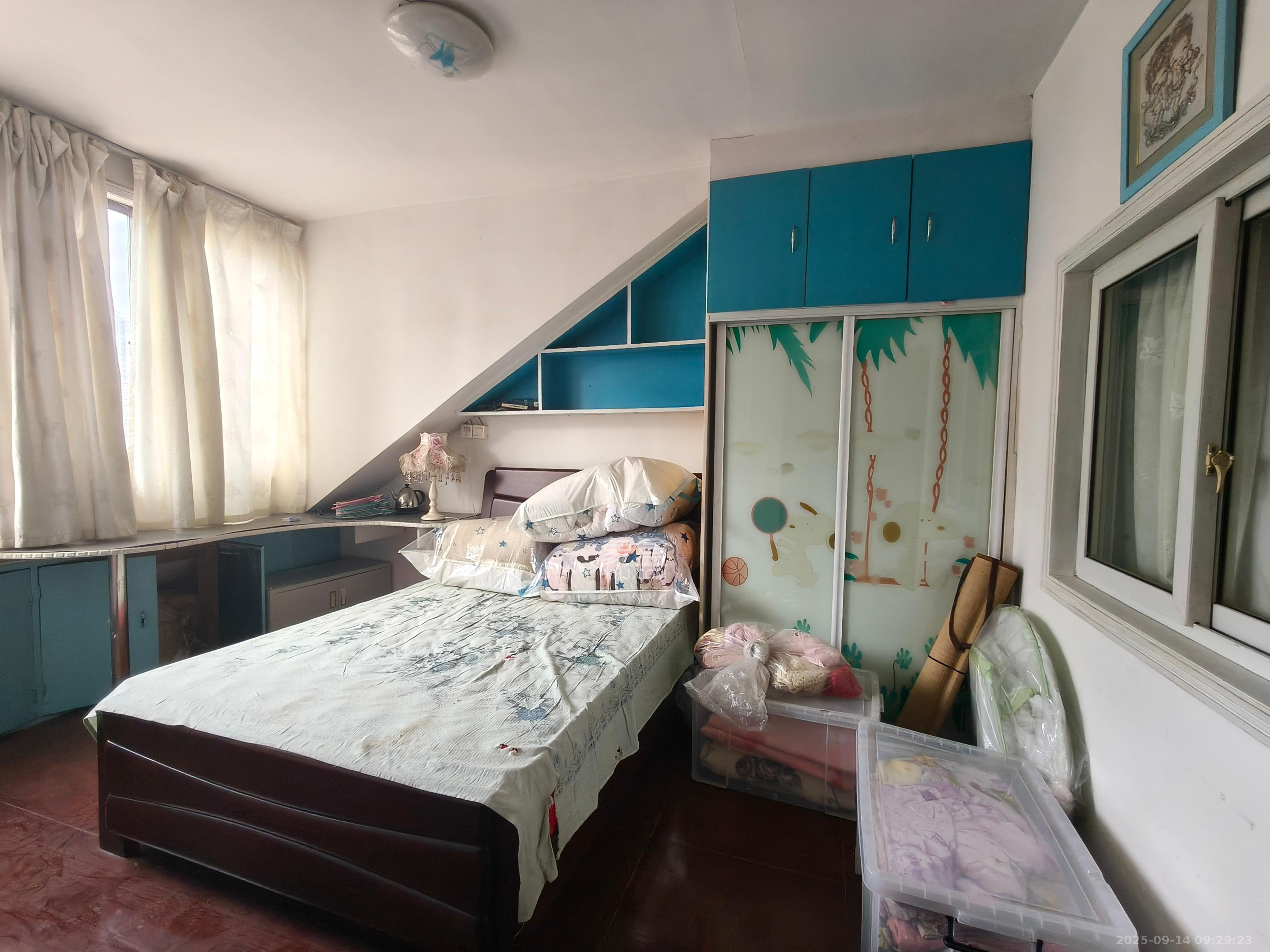 锦湘国际星城二期(锦雅苑)  2室2厅1卫    2000.0元/月 锦湘国际星城二期(锦雅苑)  2室2厅1卫    2000.0元/月室内图