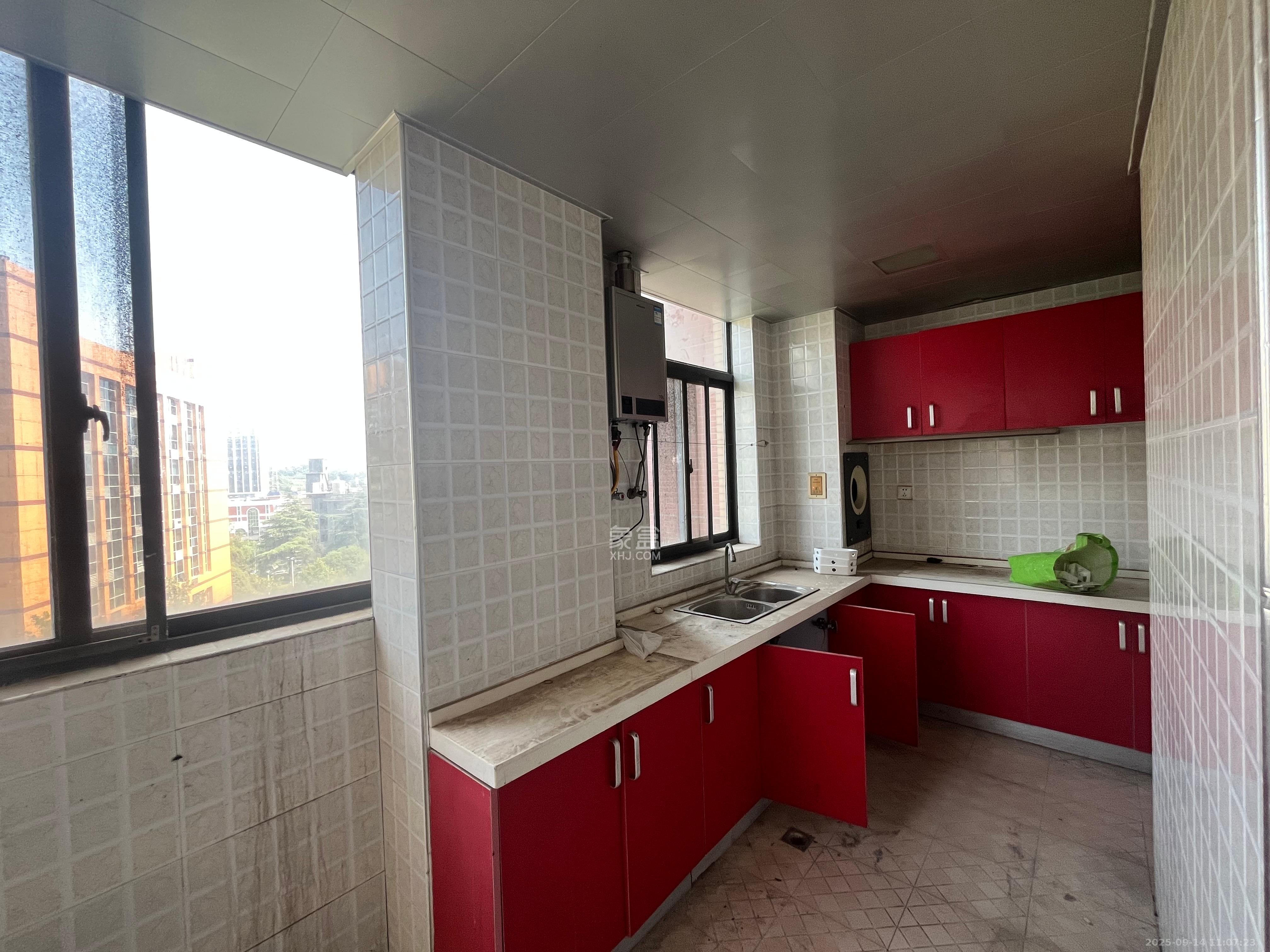 湖南省地震局单位宿舍  3室2厅2卫    2500.0元/月室内图