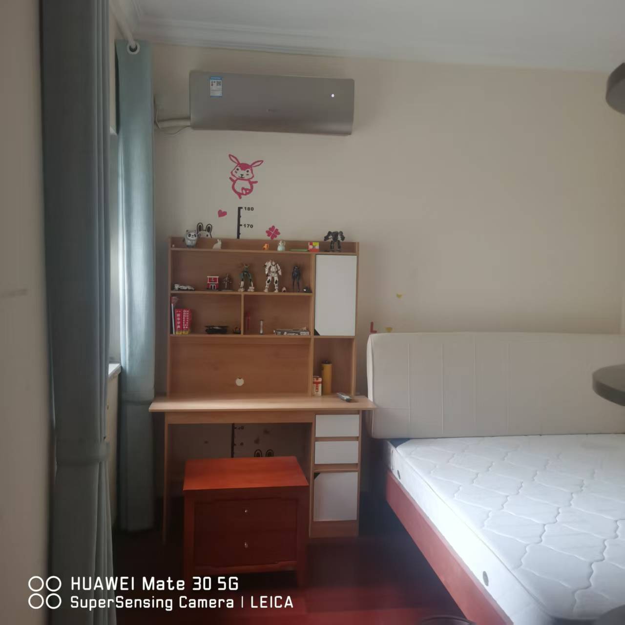 恒大绿洲 3室2厅1卫 1800.0元/月 恒大绿洲 3室2厅1卫 1800.0元/月室内图