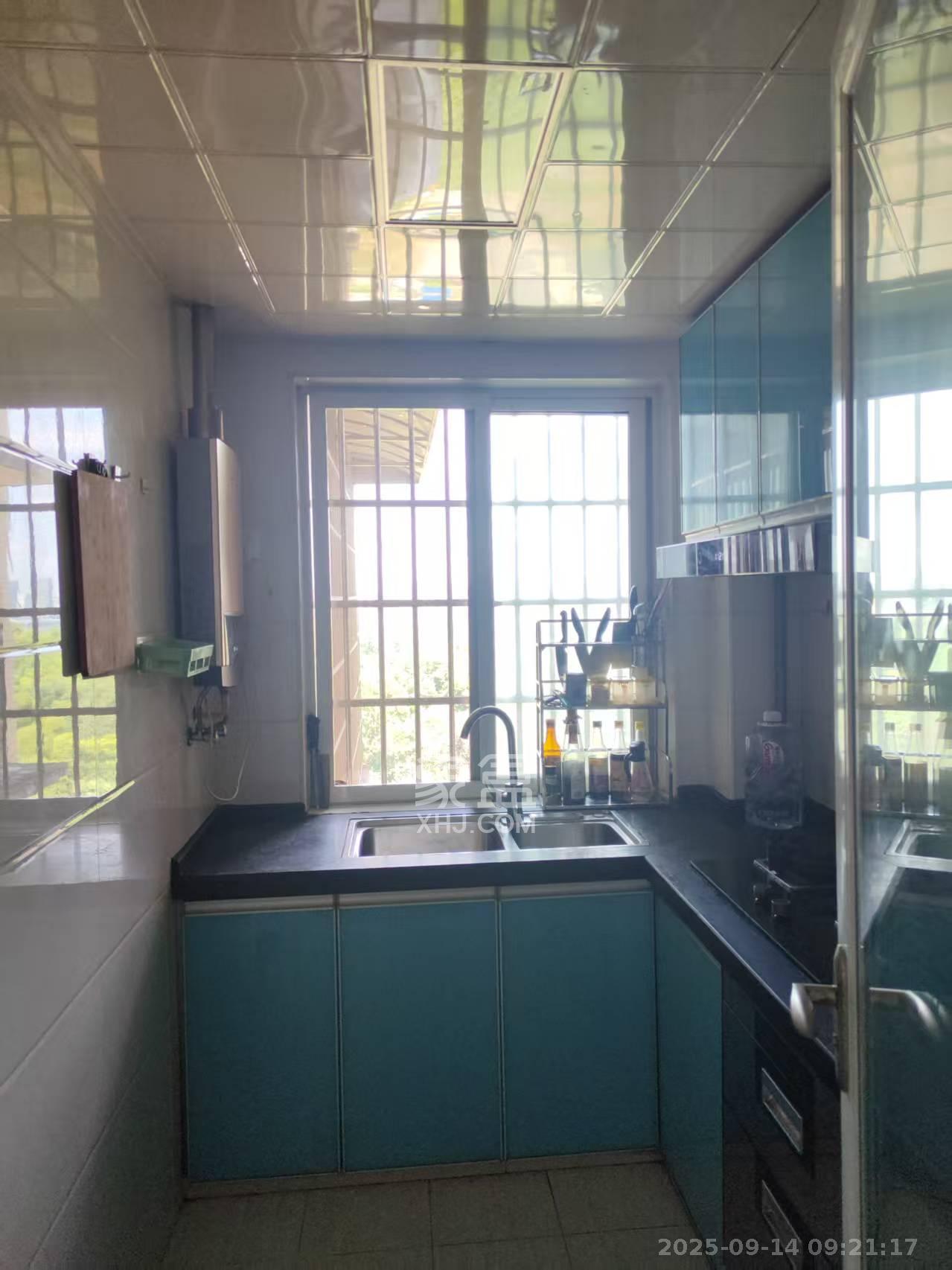 新诚小区 2室2厅1卫 2000.0元/月 新诚小区 2室2厅1卫 2000.0元/月室内图