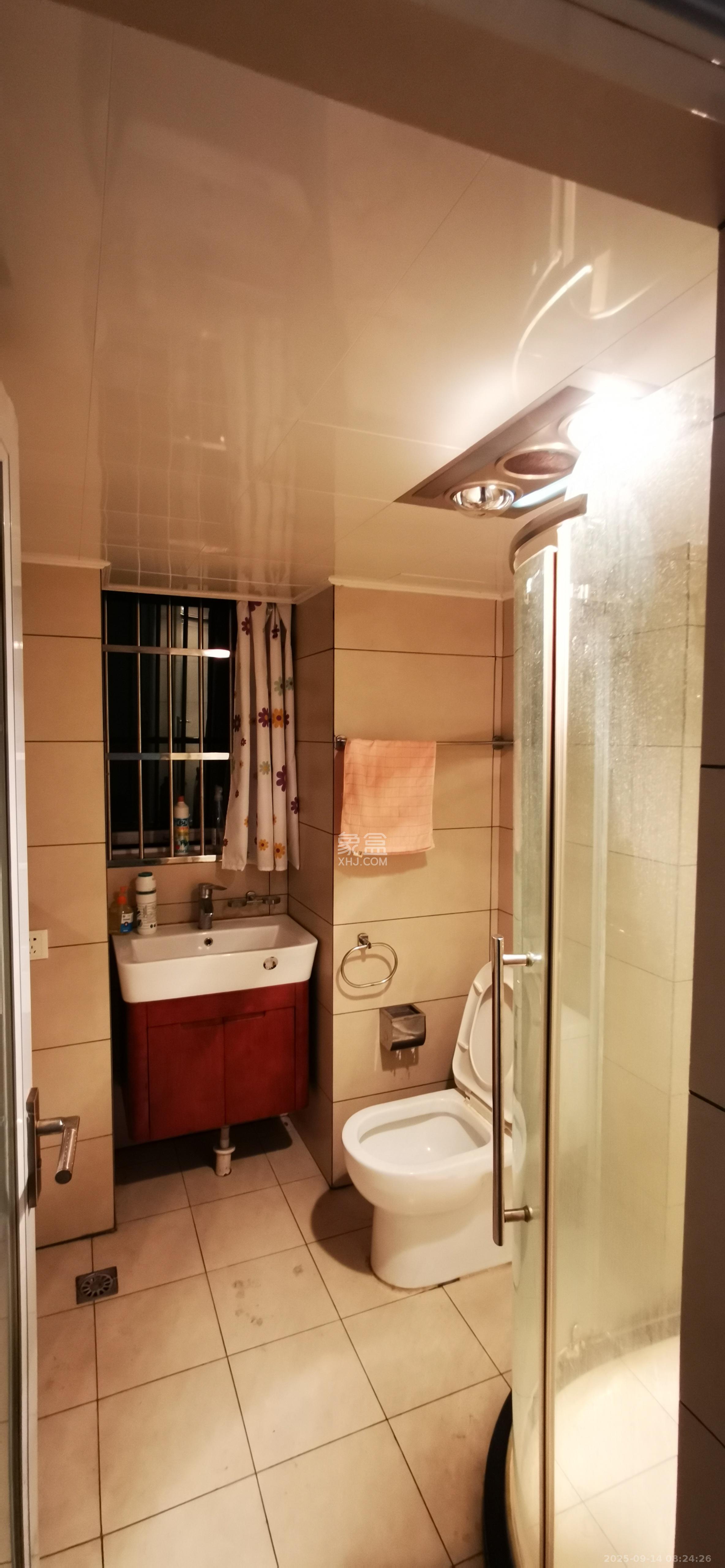 佳天国际新城 3室2厅2卫 3800.0元/月 佳天国际新城 3室2厅2卫 3800.0元/月室内图