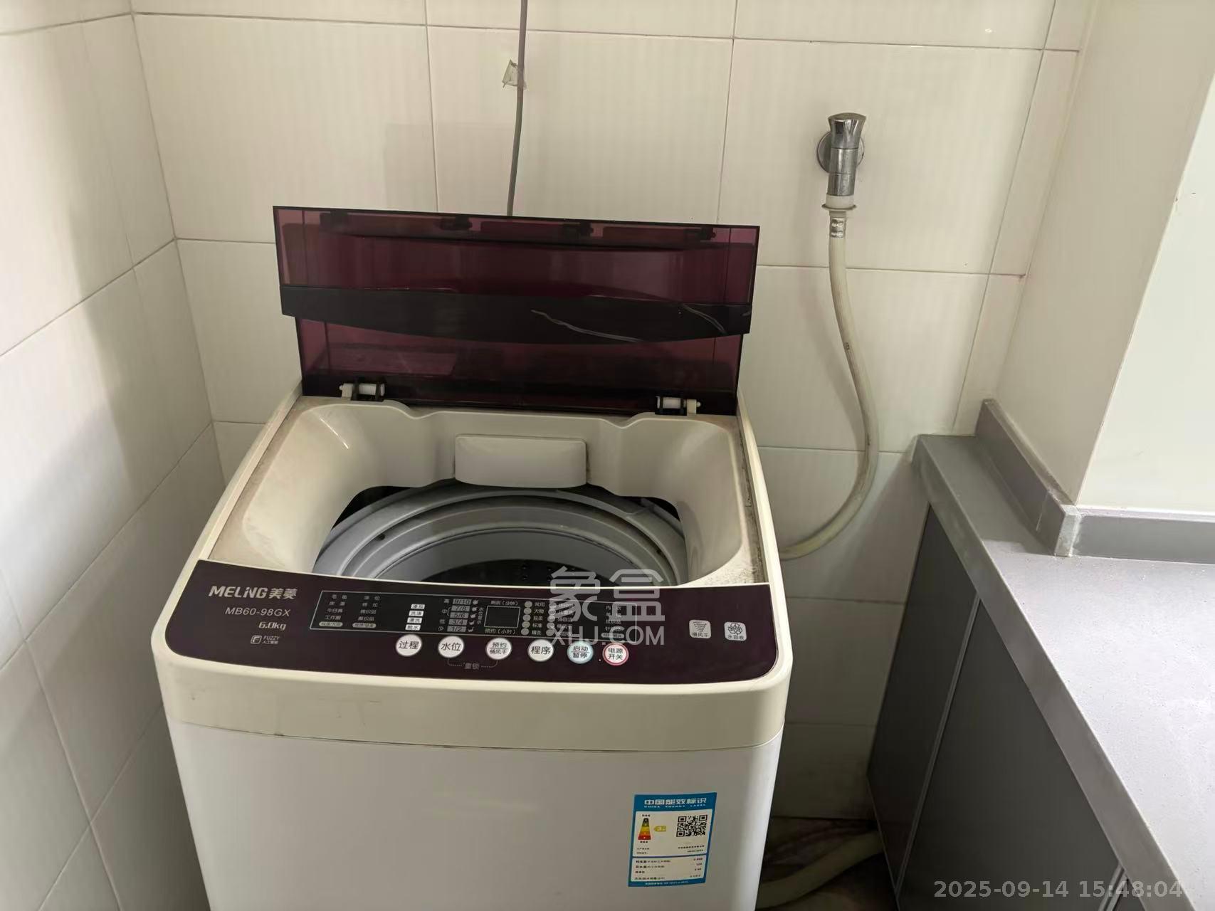 新楚天扶华庭 2室1厅1卫 2200.0元/月 新楚天扶华庭 2室1厅1卫 2200.0元/月室内图