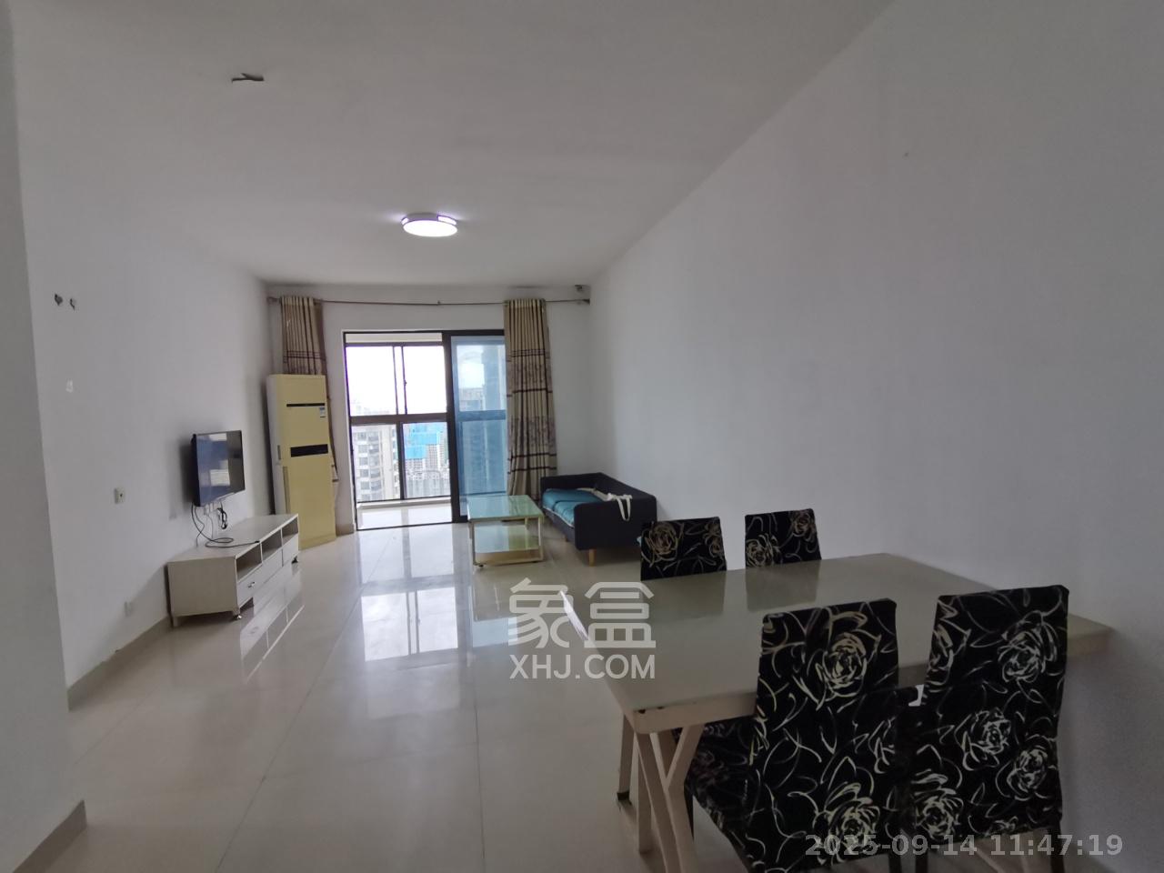 通用时代国际社区 3室2厅2卫 2400.0元/月 通用时代国际社区 3室2厅2卫 2400.0元/月室内图