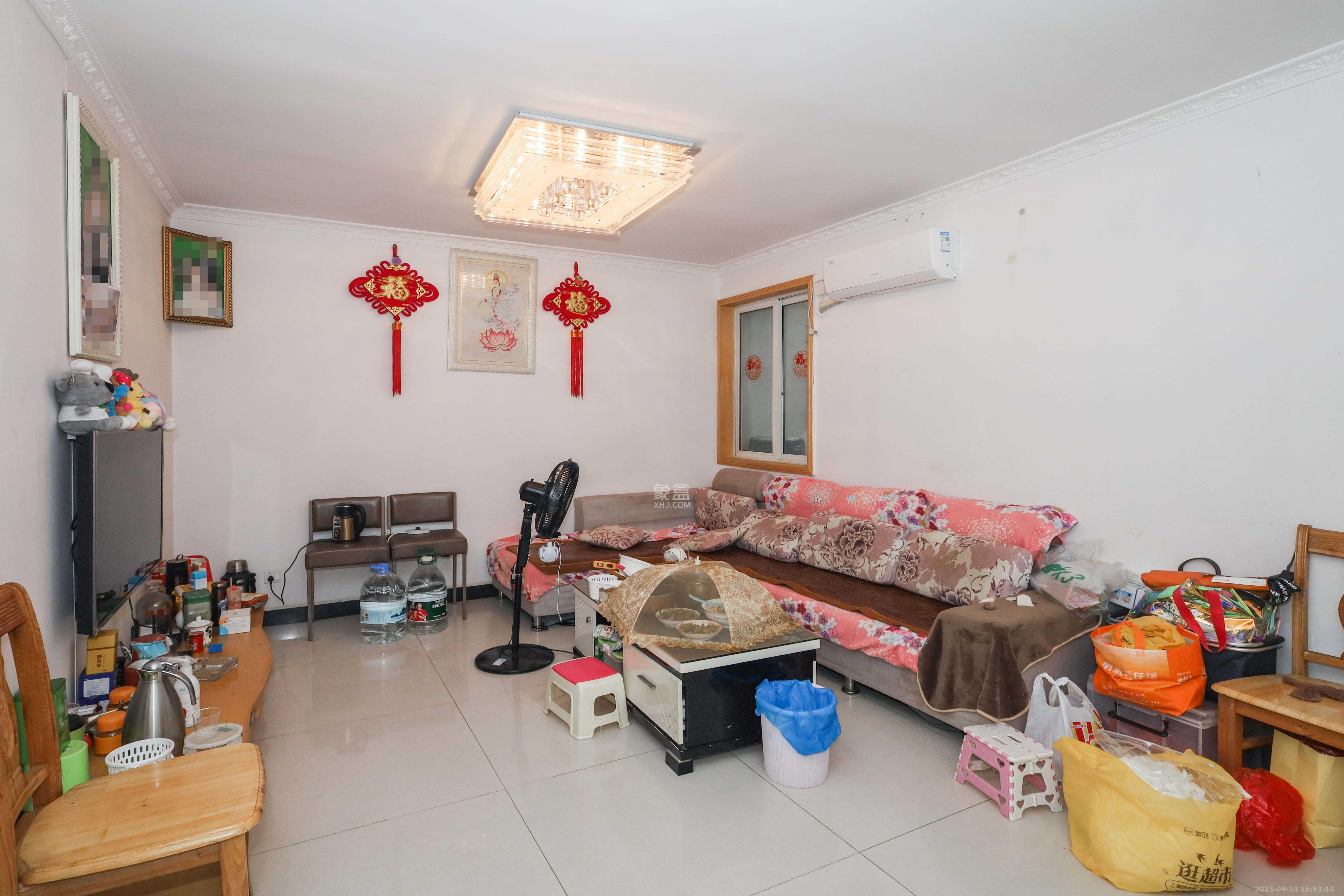 桔洲新苑(桔洲印象) 3室2厅1卫 42.0万 桔洲新苑(桔洲印象) 3室2厅1卫 42.0万客厅