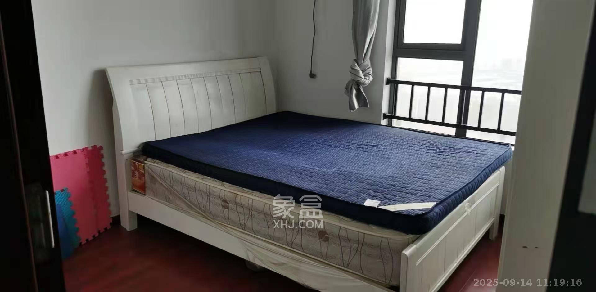 珠江郦城薰衣道  3室2厅2卫    3000.0元/月室内图