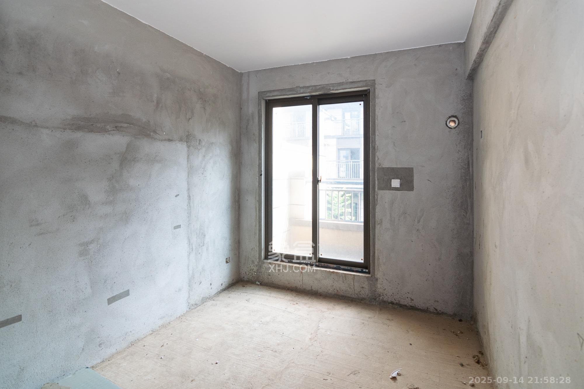 澳海望洲府  1室0厅0卫    268.0万卧室