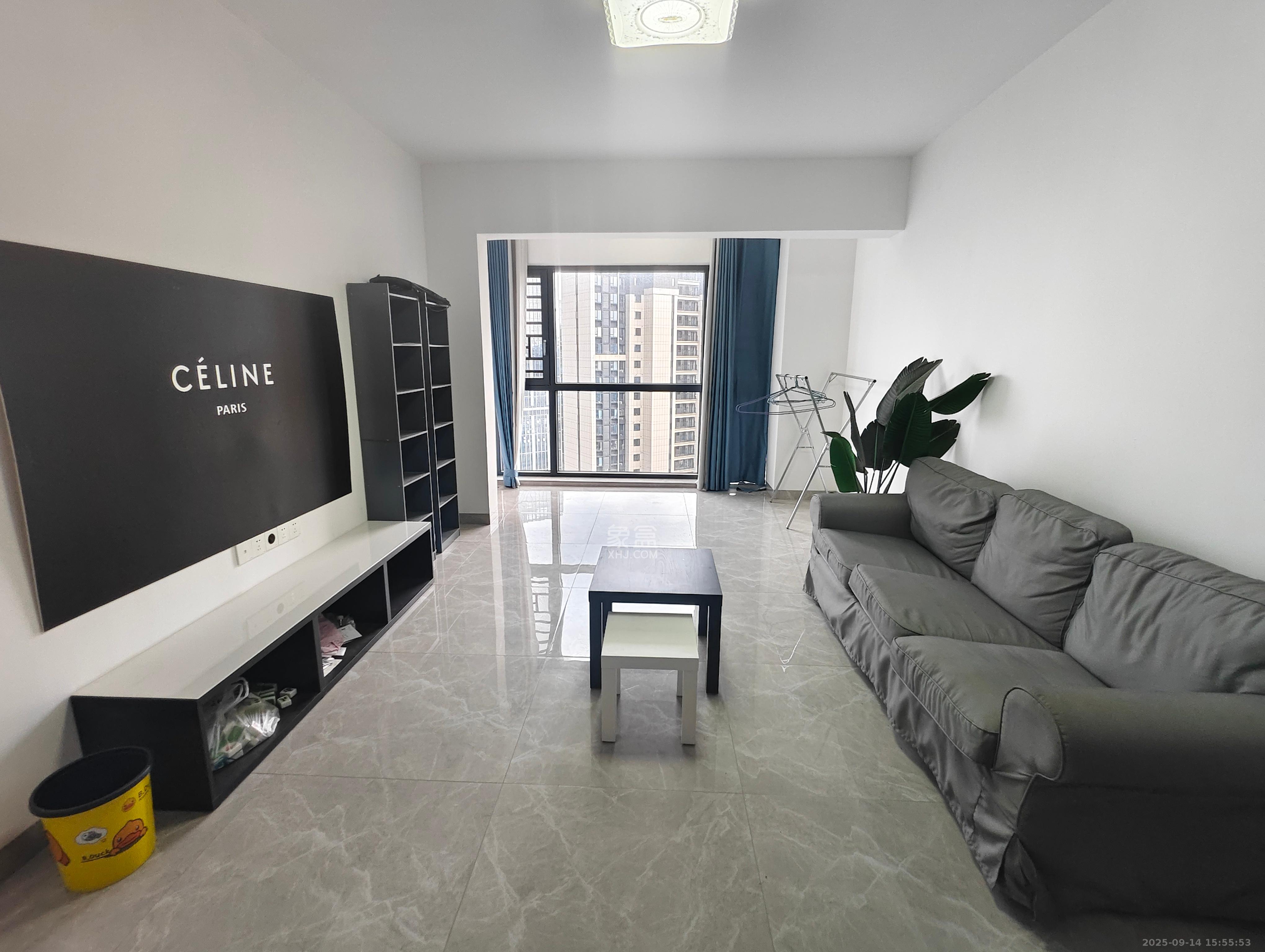 江山帝景雅典  3室2厅1卫    2300.0元/月室内图