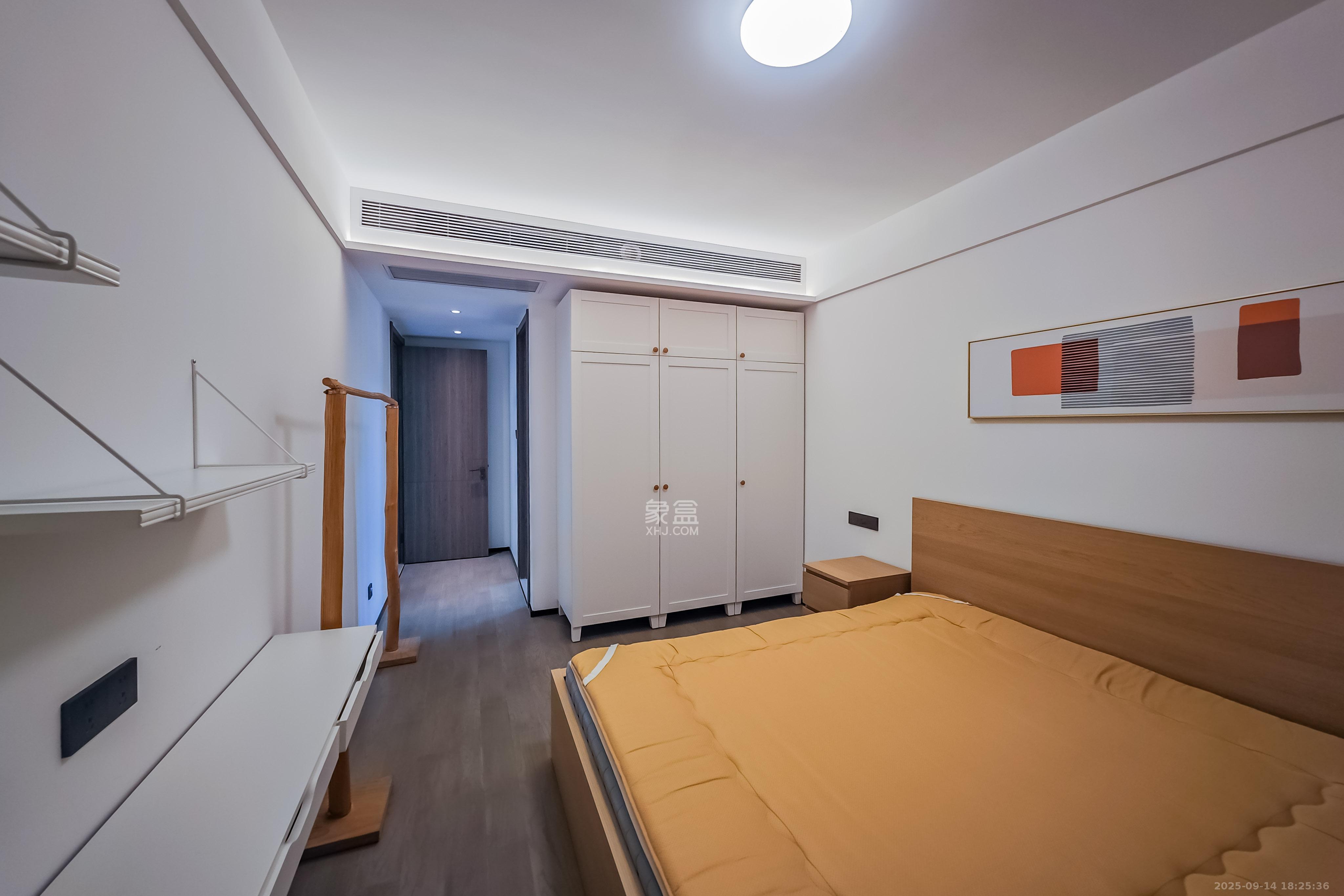 轨道万科悦府 3室2厅2卫 142.8万 轨道万科悦府 3室2厅2卫 142.8万卧室