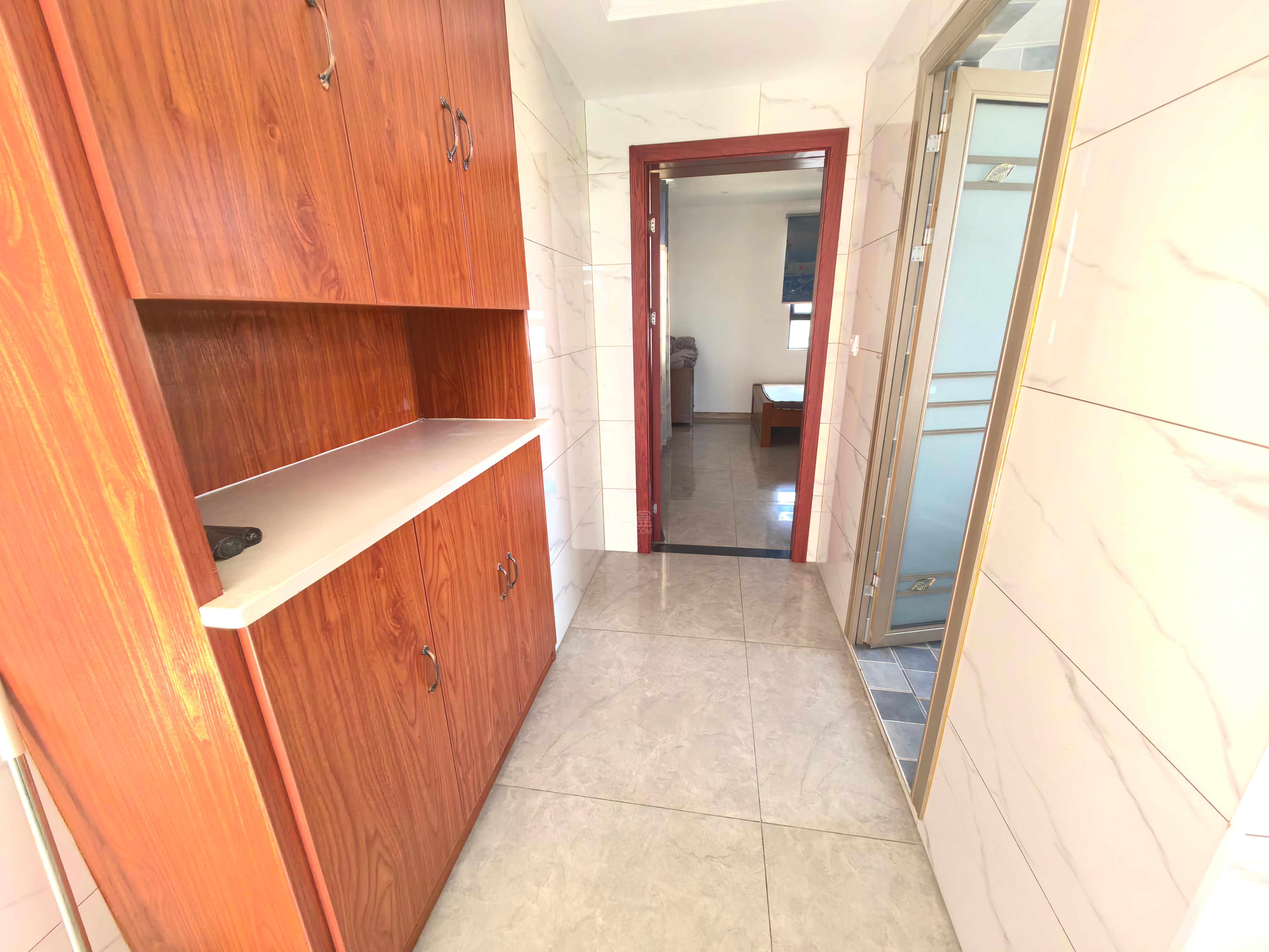 时代新城(翰林府) 1室1厅1卫 1100.0元/月 时代新城(翰林府) 1室1厅1卫 1100.0元/月室内图