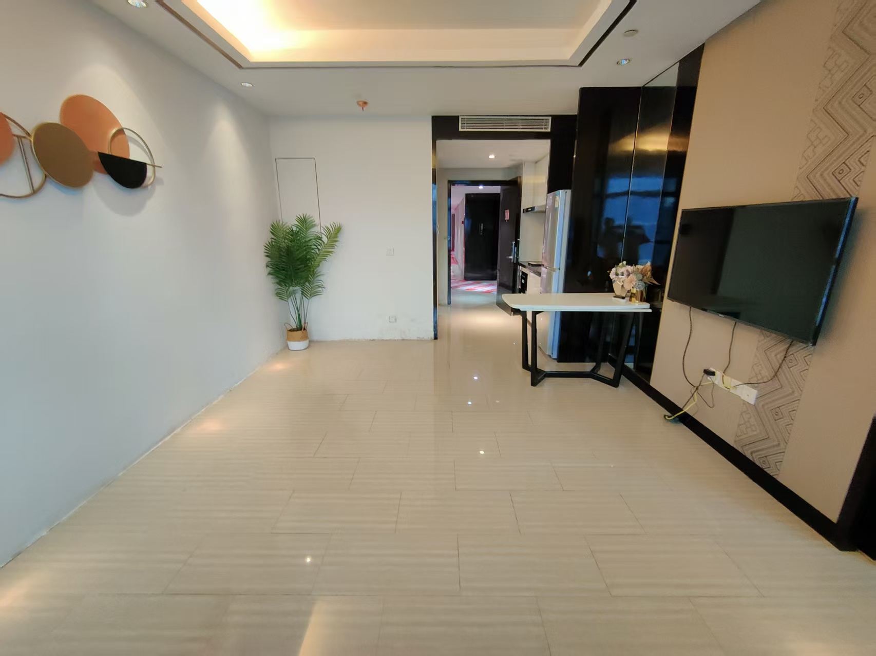 海航国际广场 1室1厅1卫 100.0万 海航国际广场 1室1厅1卫 100.0万室内图