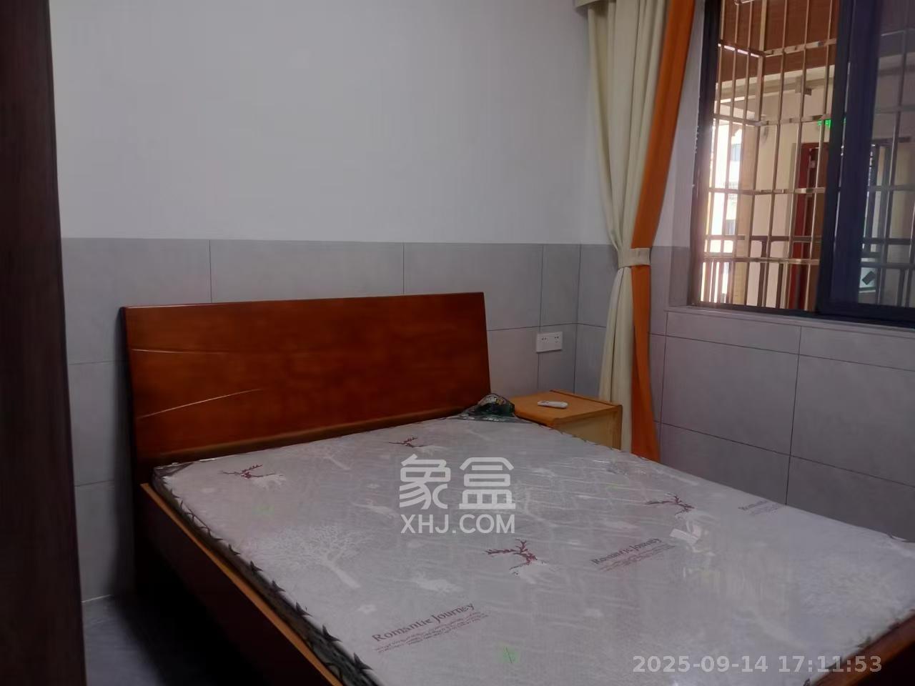 山水新城  1室1厅1卫    1300.0元/月室内图