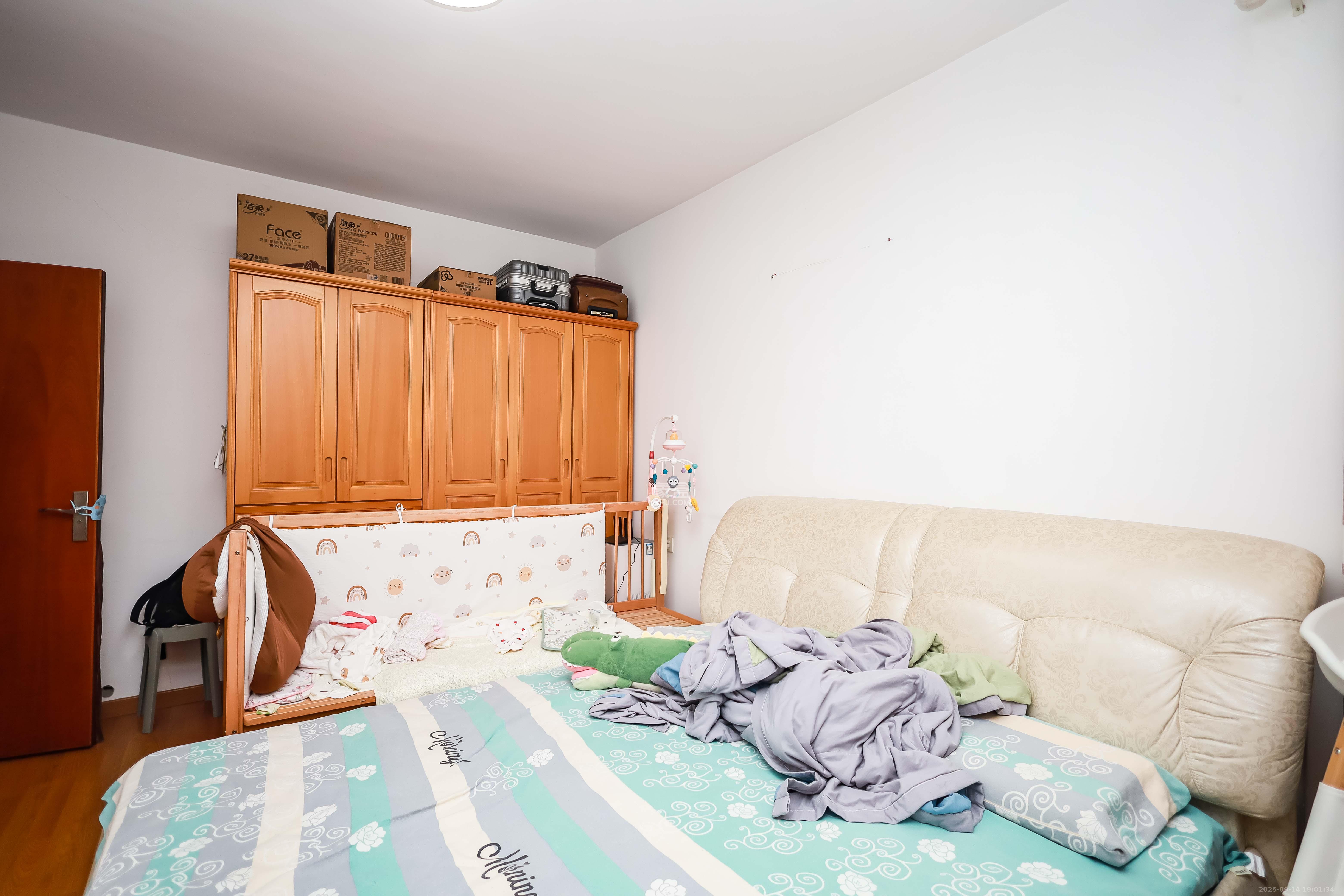 长房时代城 3室2厅1卫 80.0万 长房时代城 3室2厅1卫 80.0万卧室