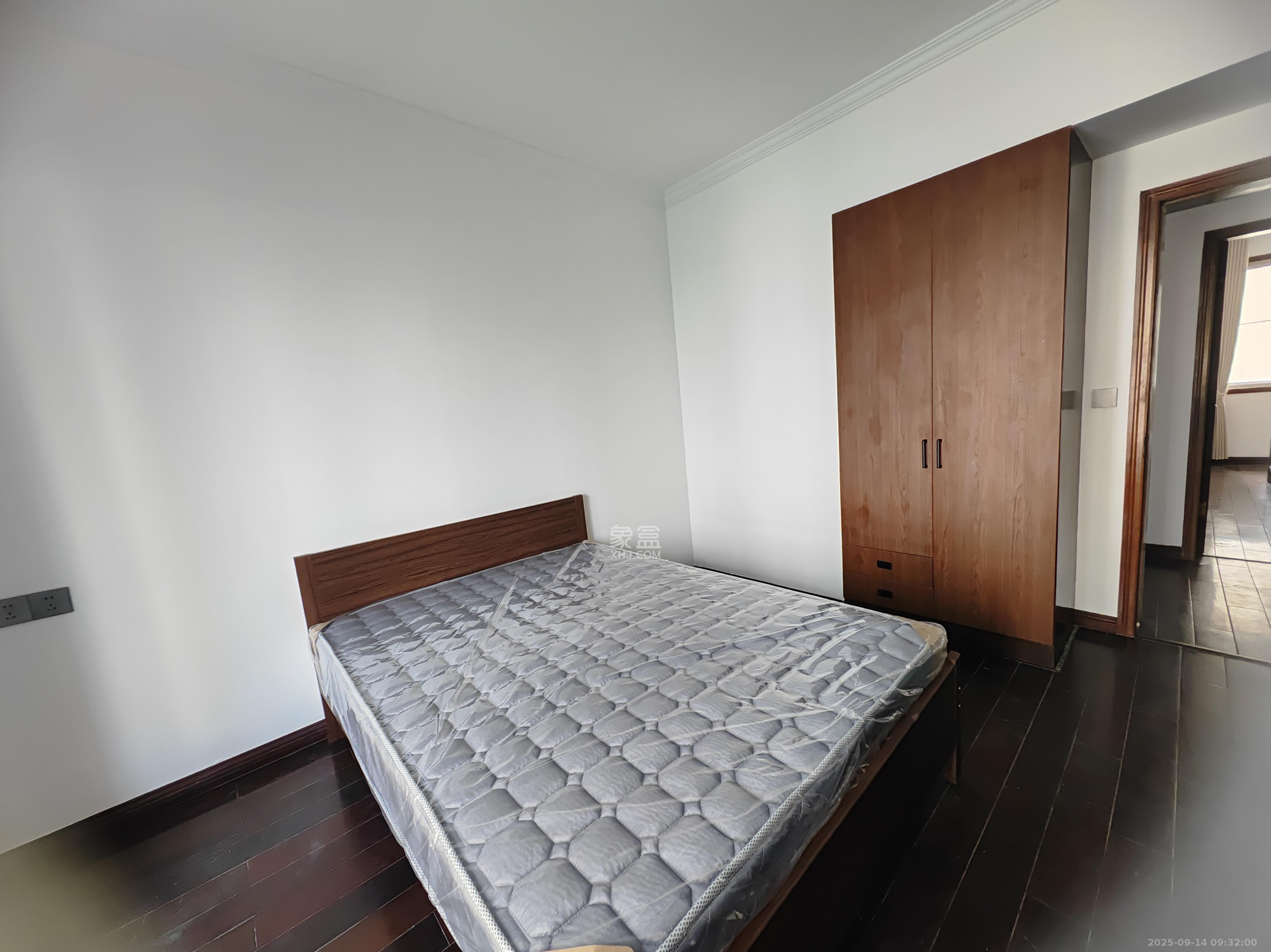 一心花苑 3室1厅1卫 3600.0元/月 一心花苑 3室1厅1卫 3600.0元/月室内图