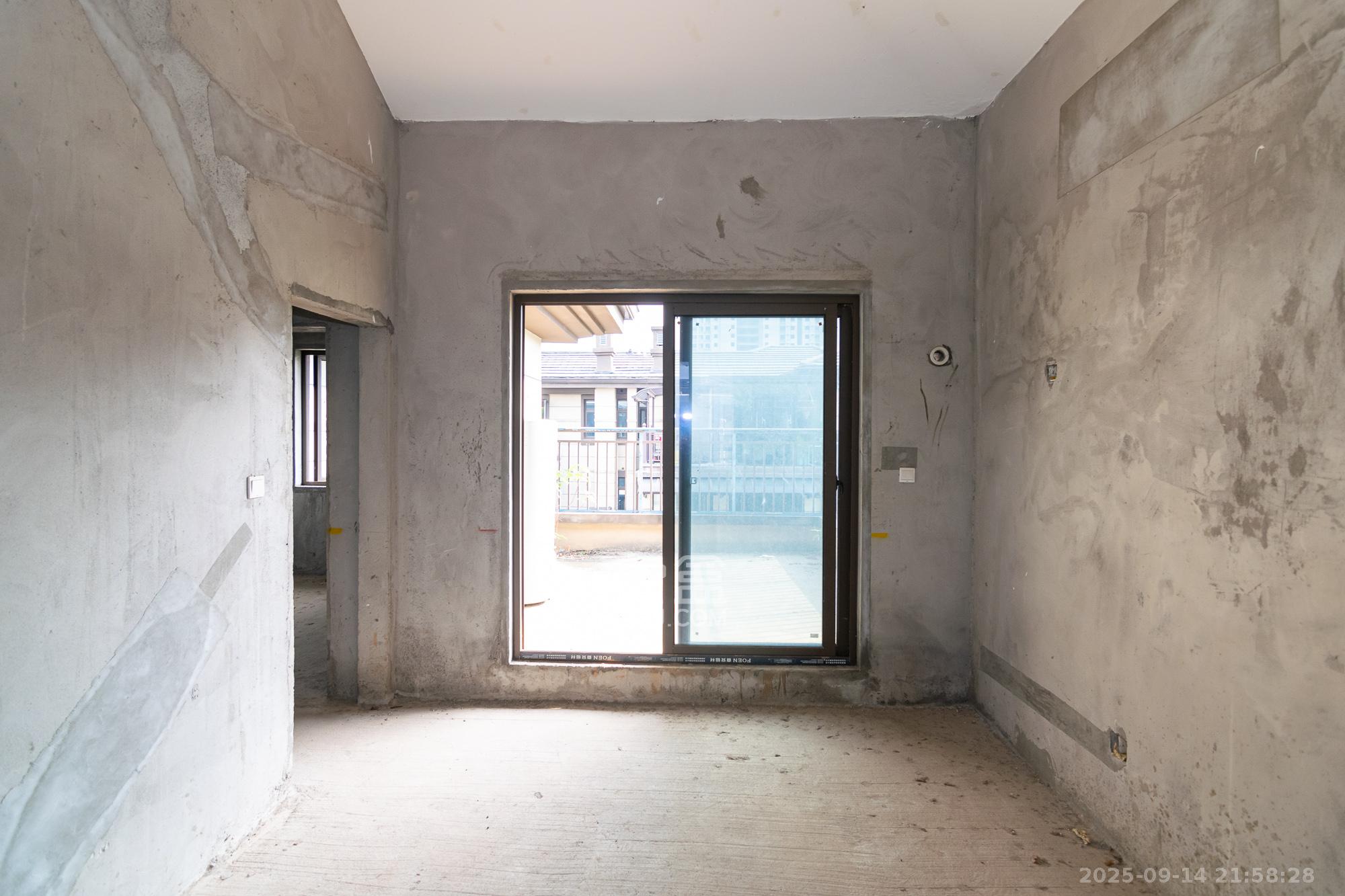 澳海望洲府  1室0厅0卫    268.0万 澳海望洲府  1室0厅0卫    268.0万卧室