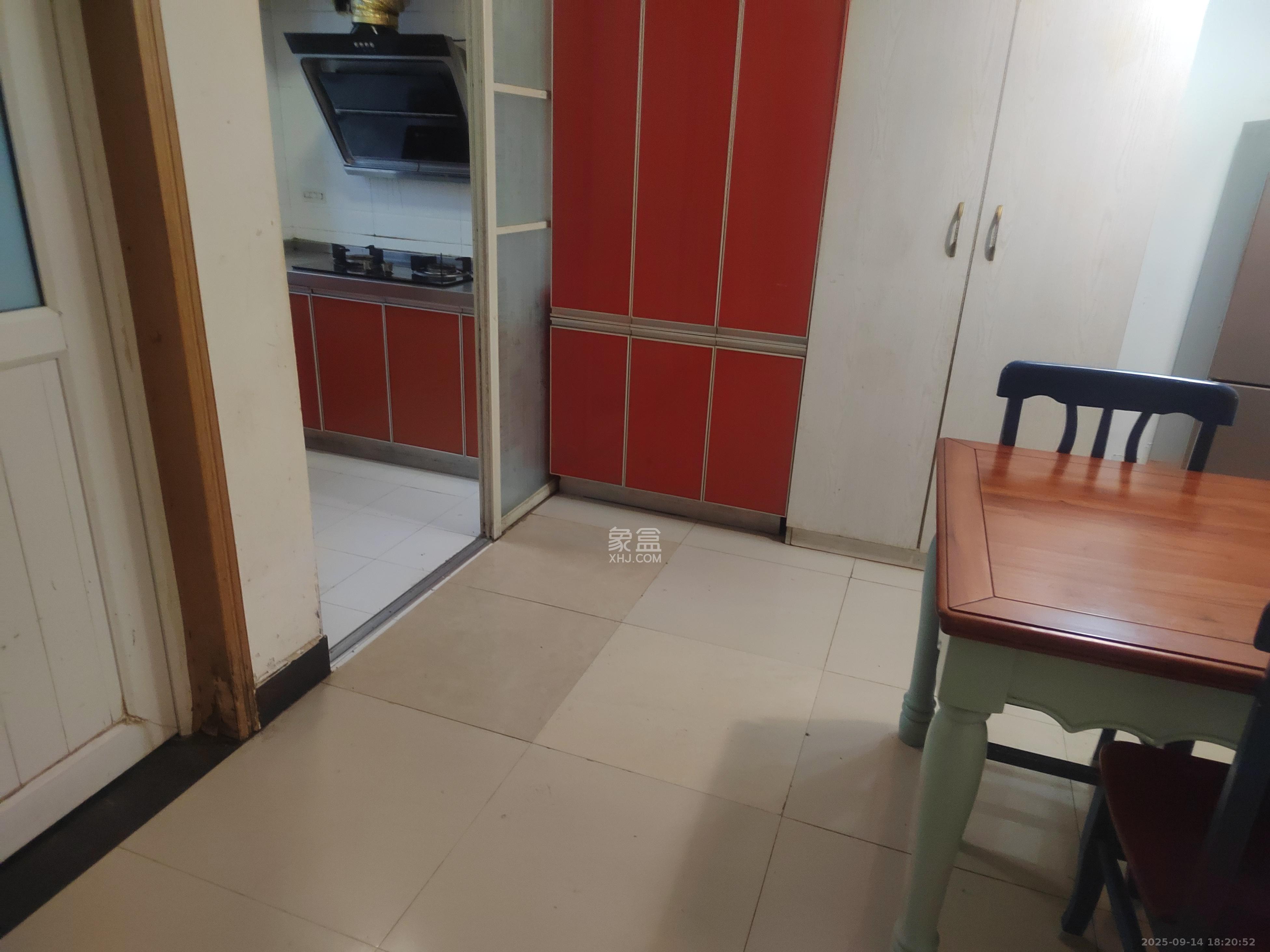 鄱阳小区  3室2厅1卫    1500.0元/月室内图