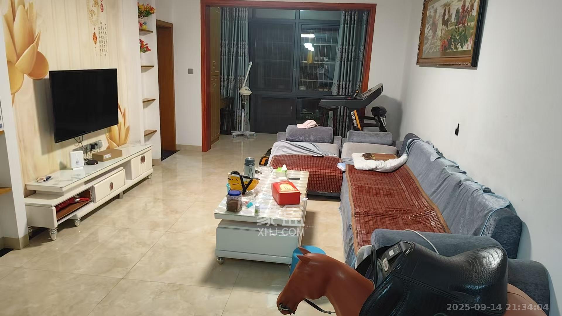 紫华郡  3室2厅1卫    2100.0元/月室内图