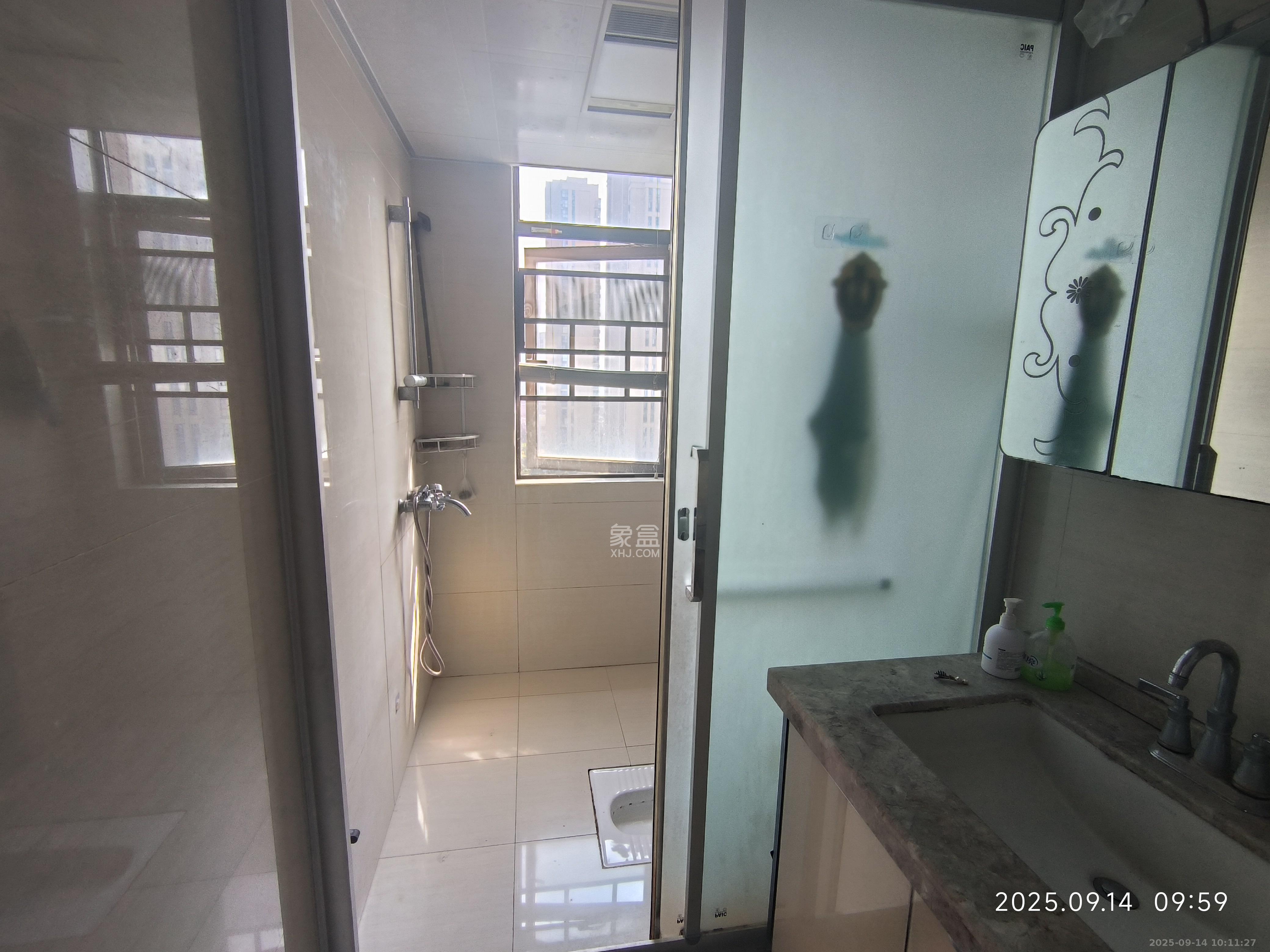 梅溪湖金茂悦(金悦雅苑)  4室2厅2卫    3900.0元/月 梅溪湖金茂悦(金悦雅苑)  4室2厅2卫    3900.0元/月室内图