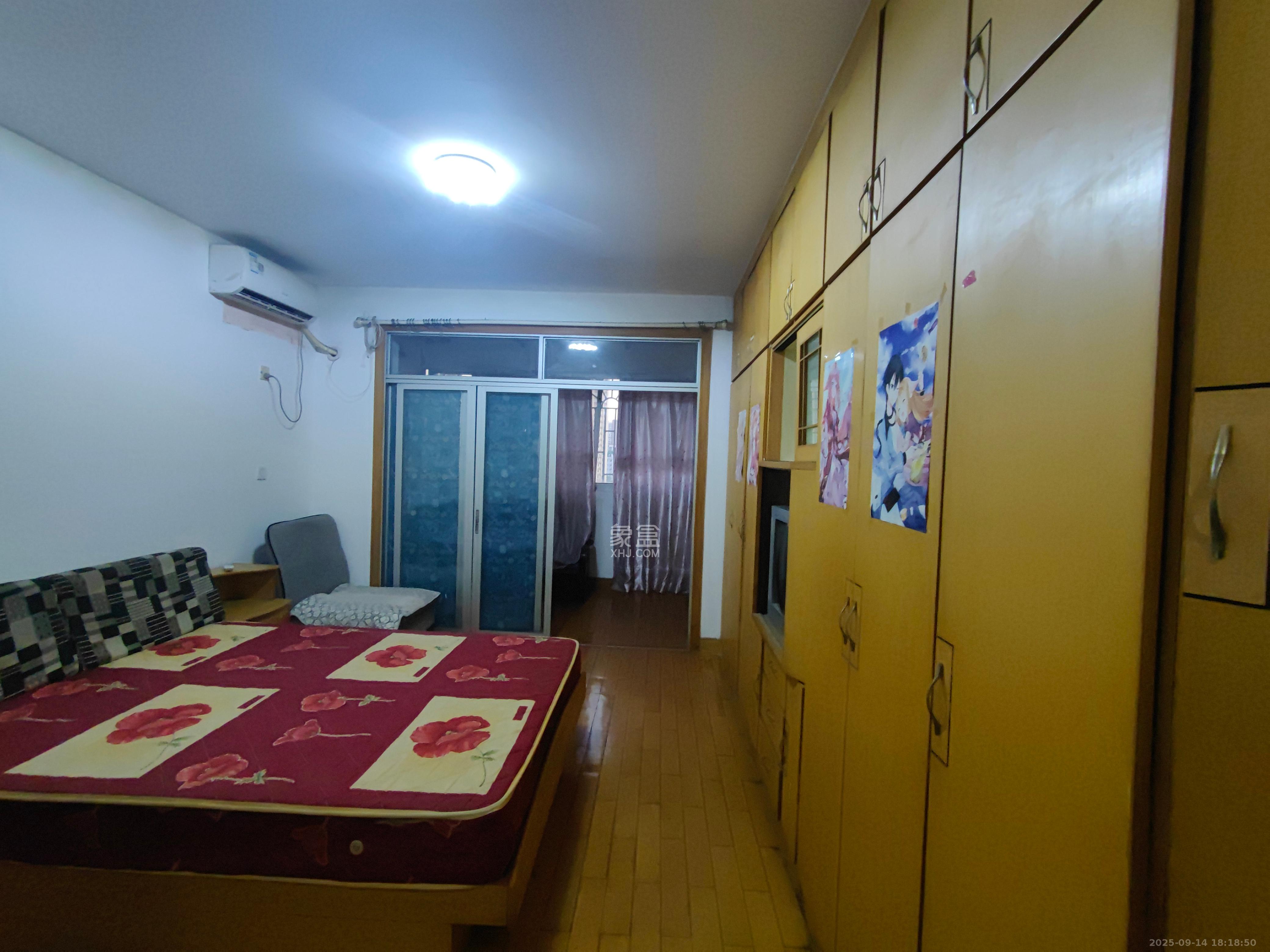 白云社区  2室2厅2卫    1200.0元/月室内图