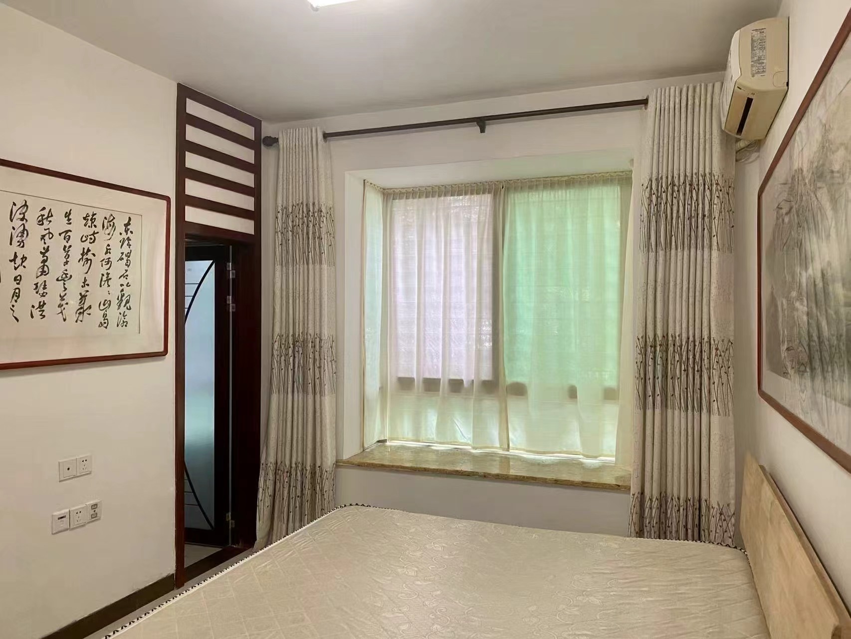 省人大机关住宅小区(海府一横路) 4室2厅2卫 242.0万 省人大机关住宅小区(海府一横路) 4室2厅2卫 242.0万客厅