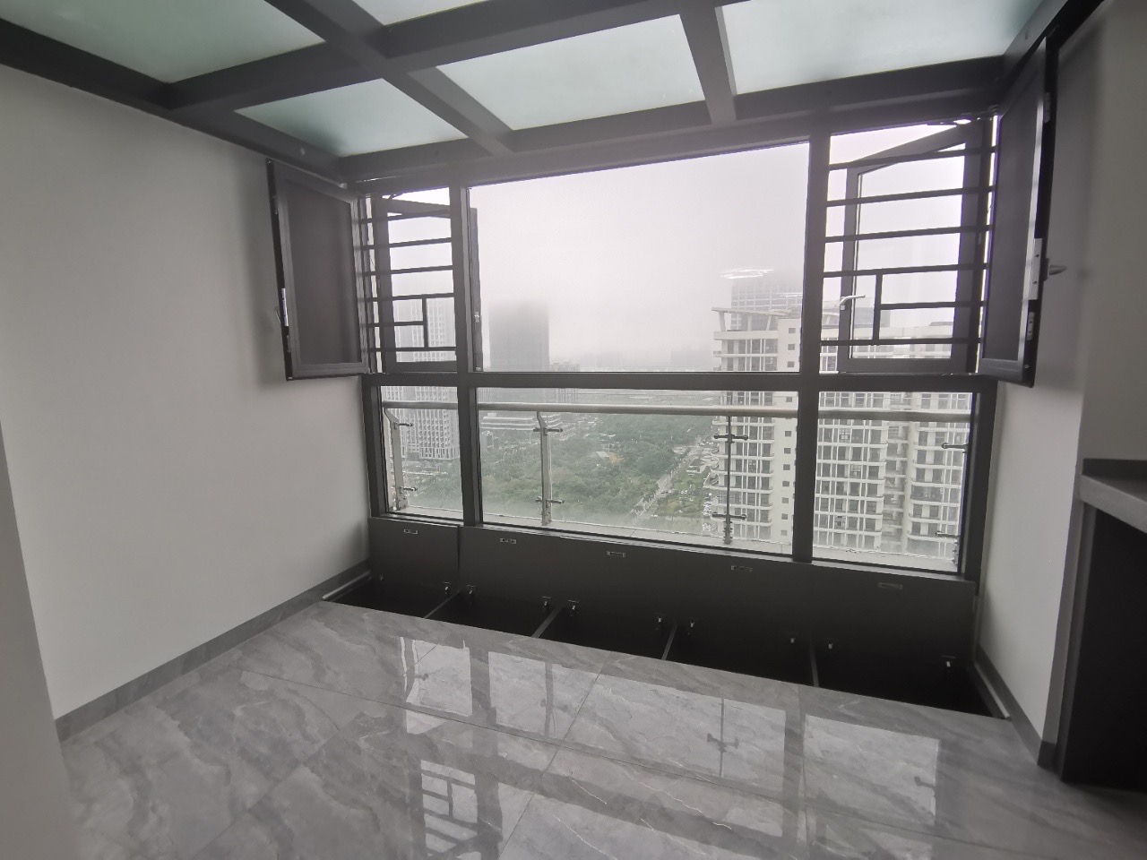 远大购物广场  2室2厅2卫    1800.0元/月 远大购物广场  2室2厅2卫    1800.0元/月室内图