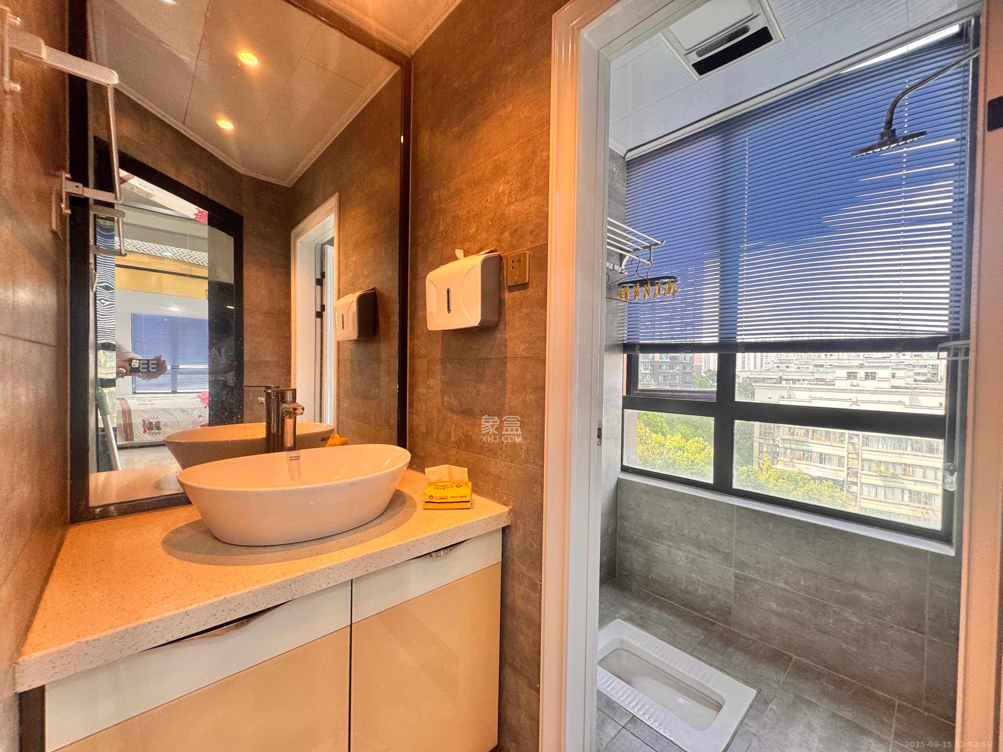 荣悦台  1室1厅1卫    2500.0元/月室内图