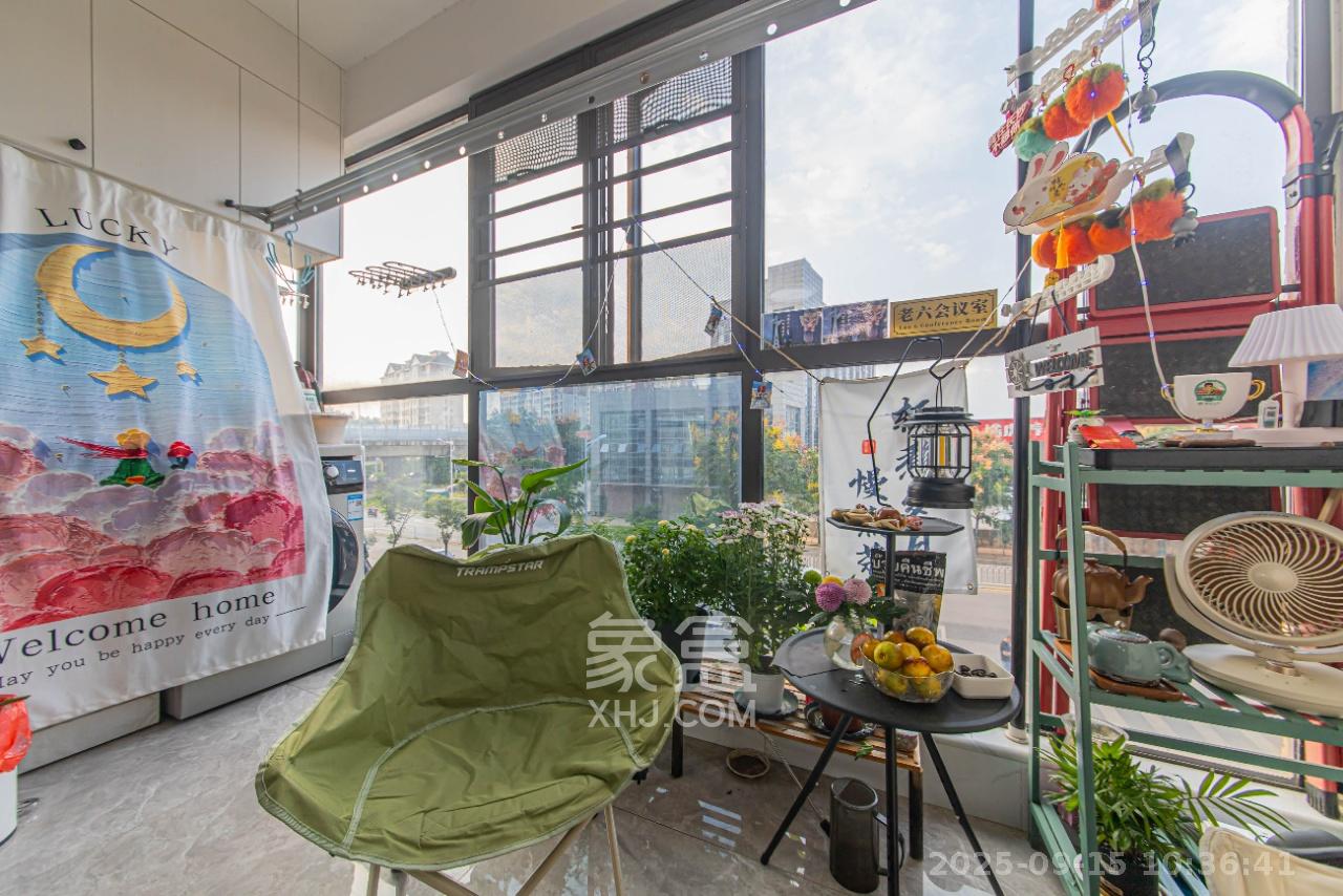 保利阆峰云墅  3室2厅2卫    2000.0元/月室内图