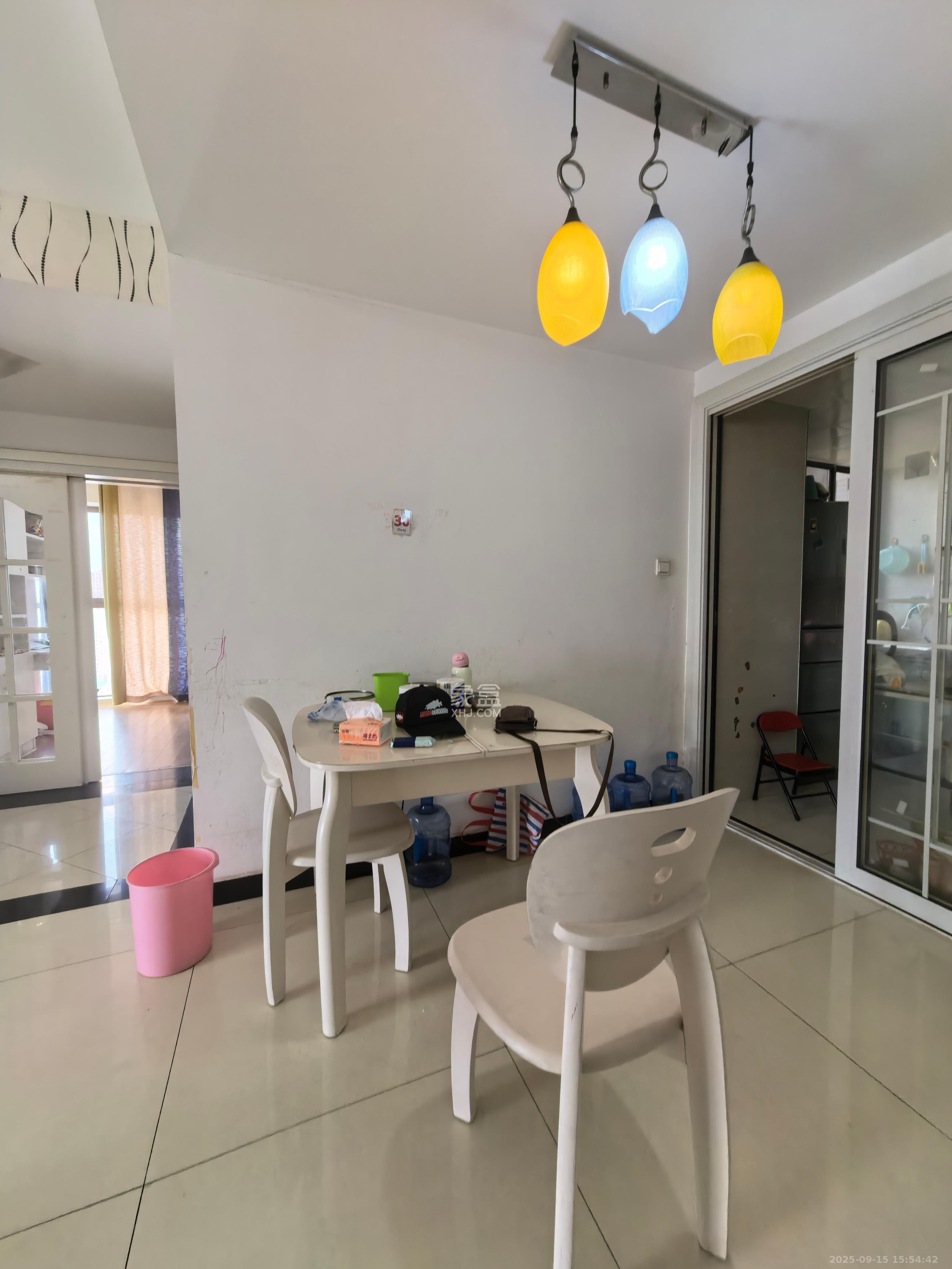 海洋半岛(月珑湾) 3室2厅1卫 2500.0元/月 海洋半岛(月珑湾) 3室2厅1卫 2500.0元/月室内图