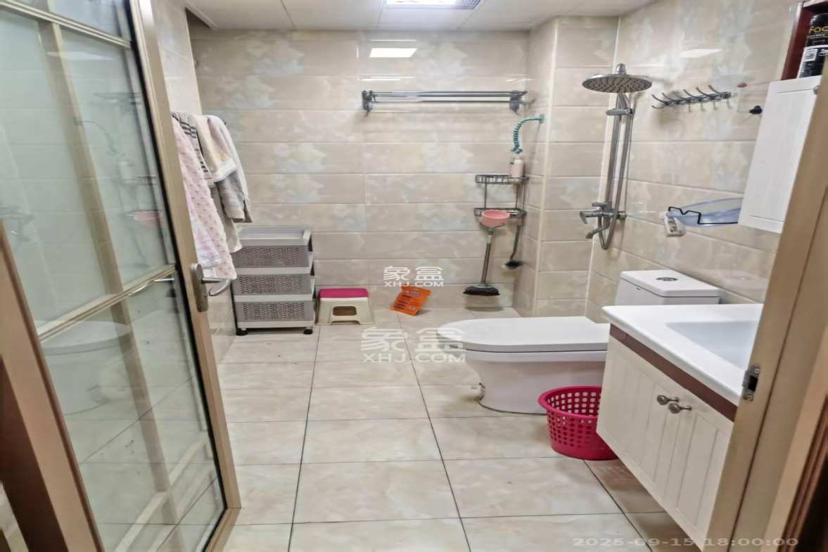 北辰三角洲E6区  4室2厅2卫    4800.0元/月 北辰三角洲E6区  4室2厅2卫    4800.0元/月室内图