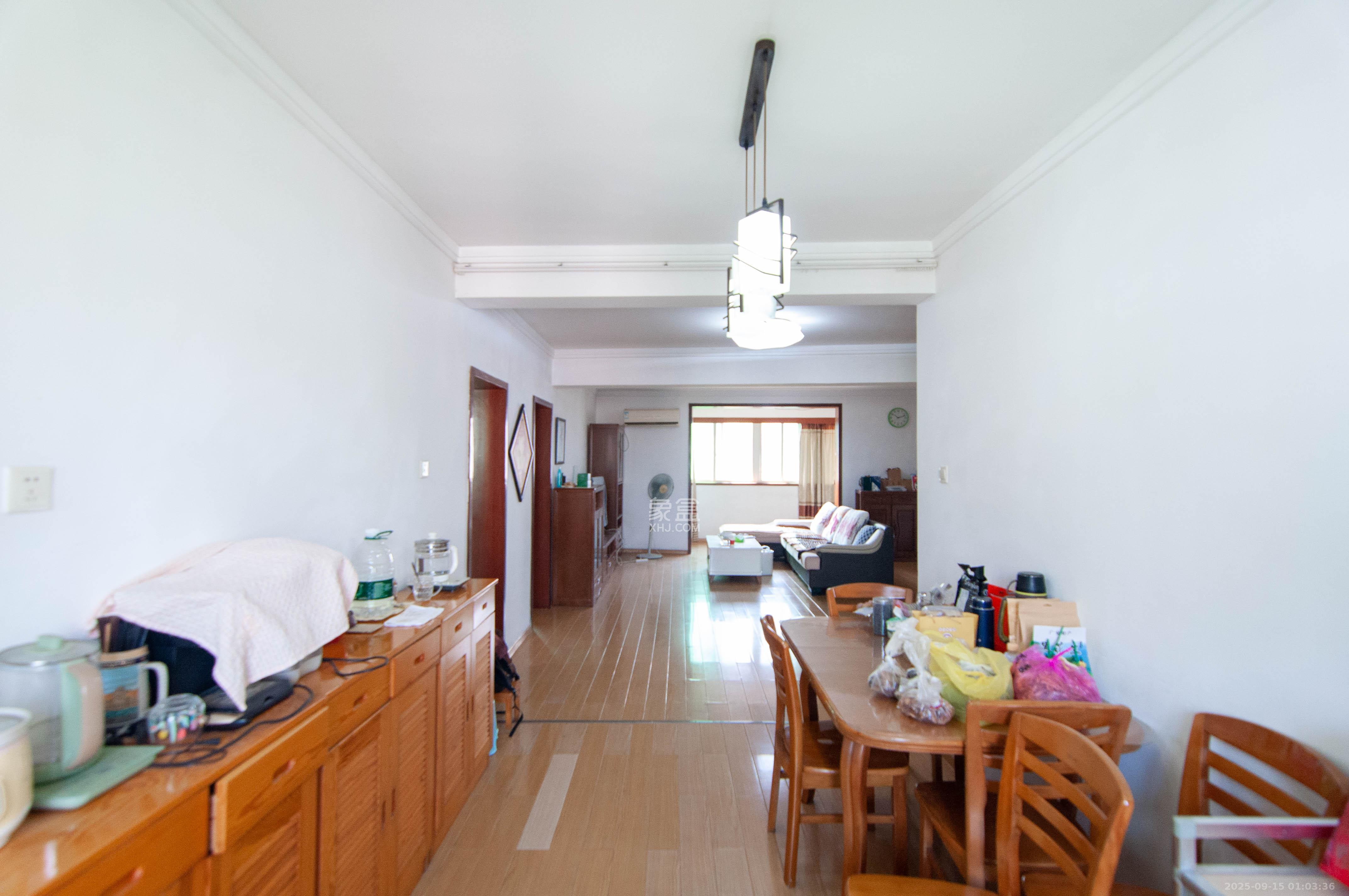 广厦新苑  4室2厅2卫    138.0万其他