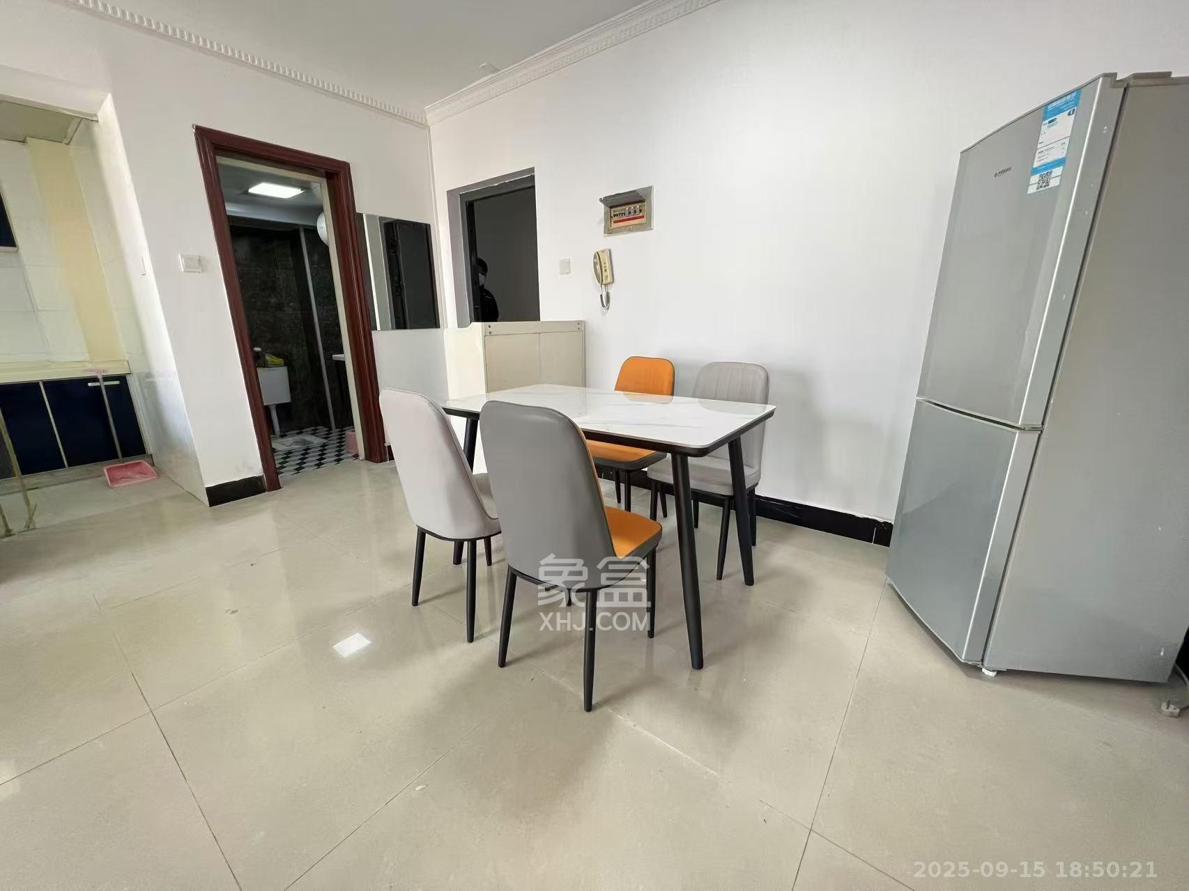 高桥现代商贸城  2室2厅1卫    2200.0元/月室内图