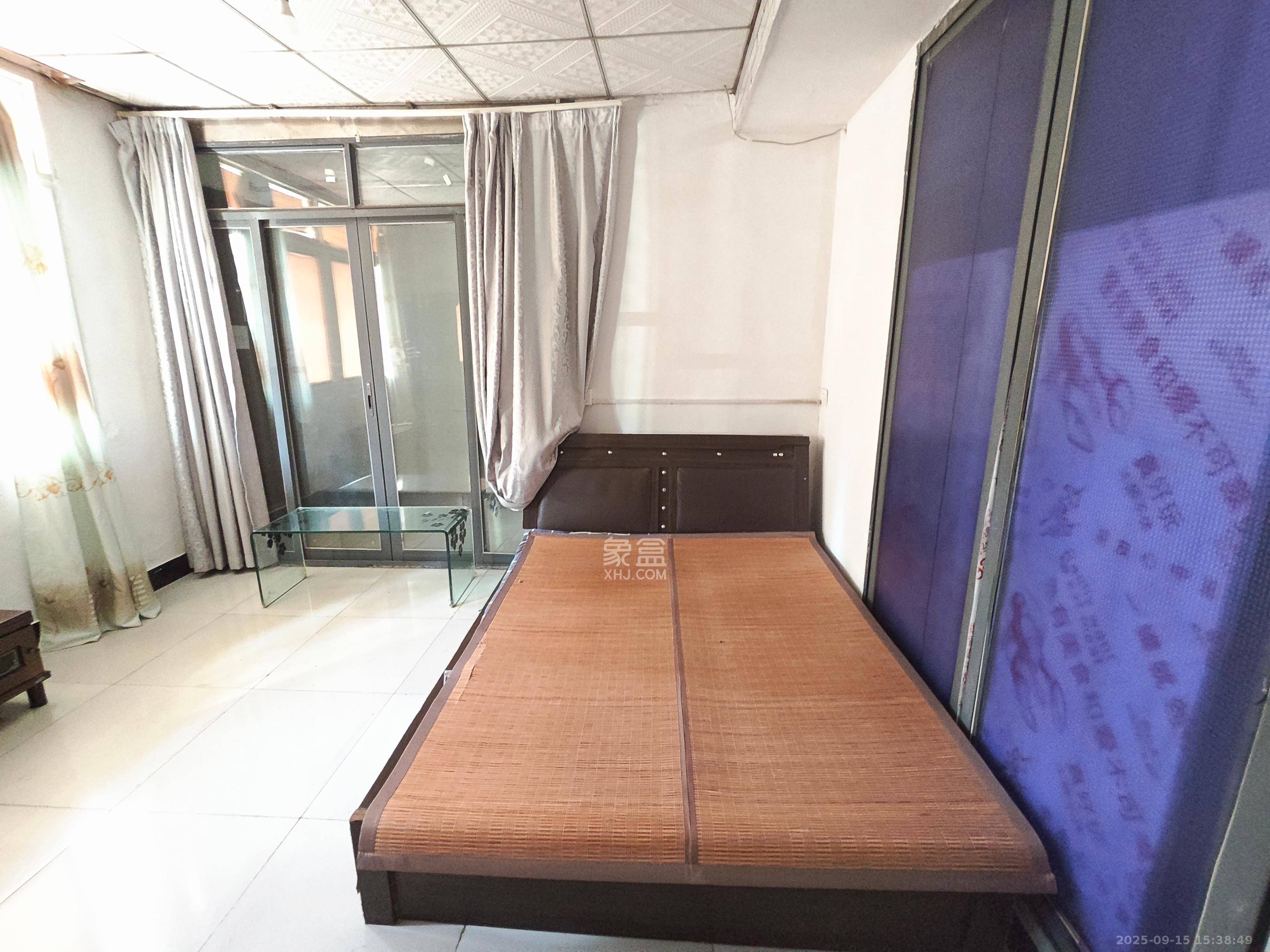 茶子山小区  2室2厅1卫   1300.00元/月室内图