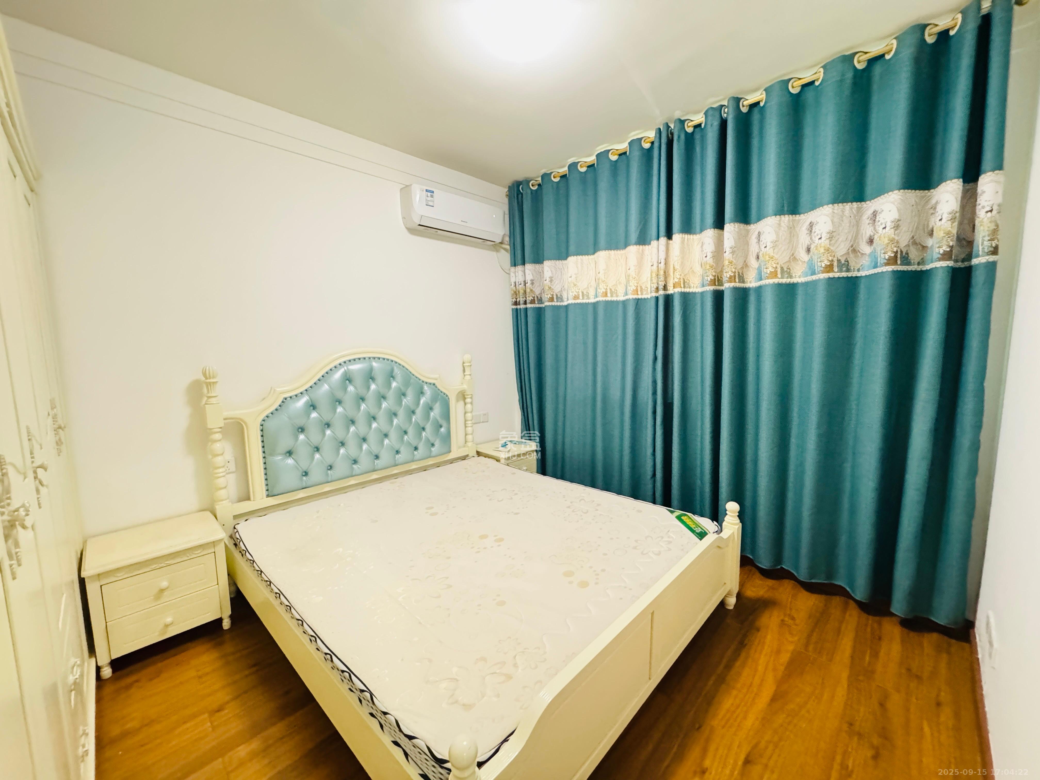 君合天玺  4室2厅2卫    4500.0元/月室内图