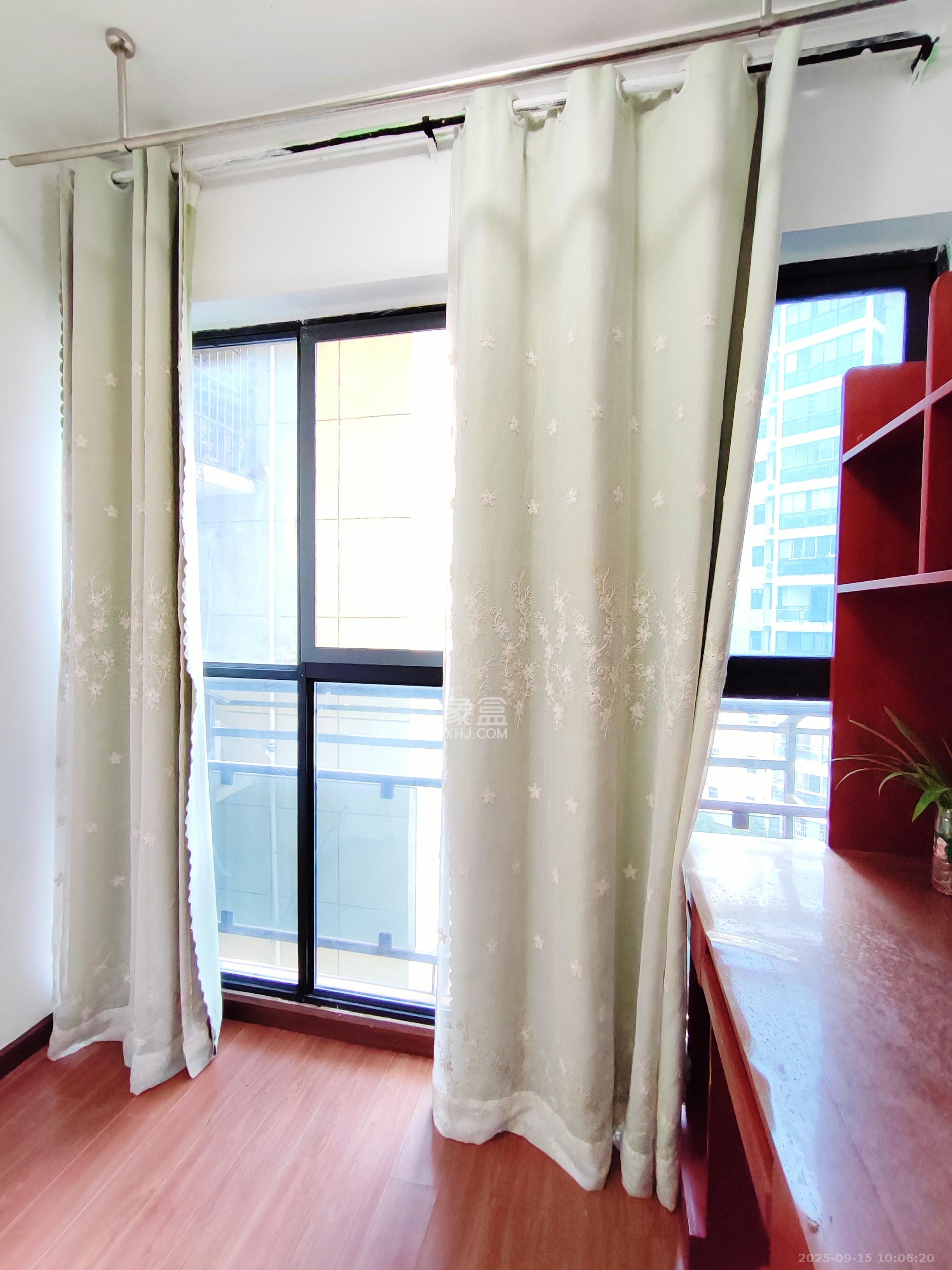 三重星都心  3室2厅2卫    2500.0元/月 三重星都心  3室2厅2卫    2500.0元/月室内图