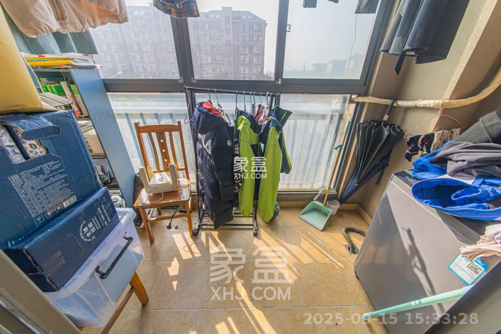 花漾年华（桂花园）  1室1厅1卫    1200.0元/月室内图