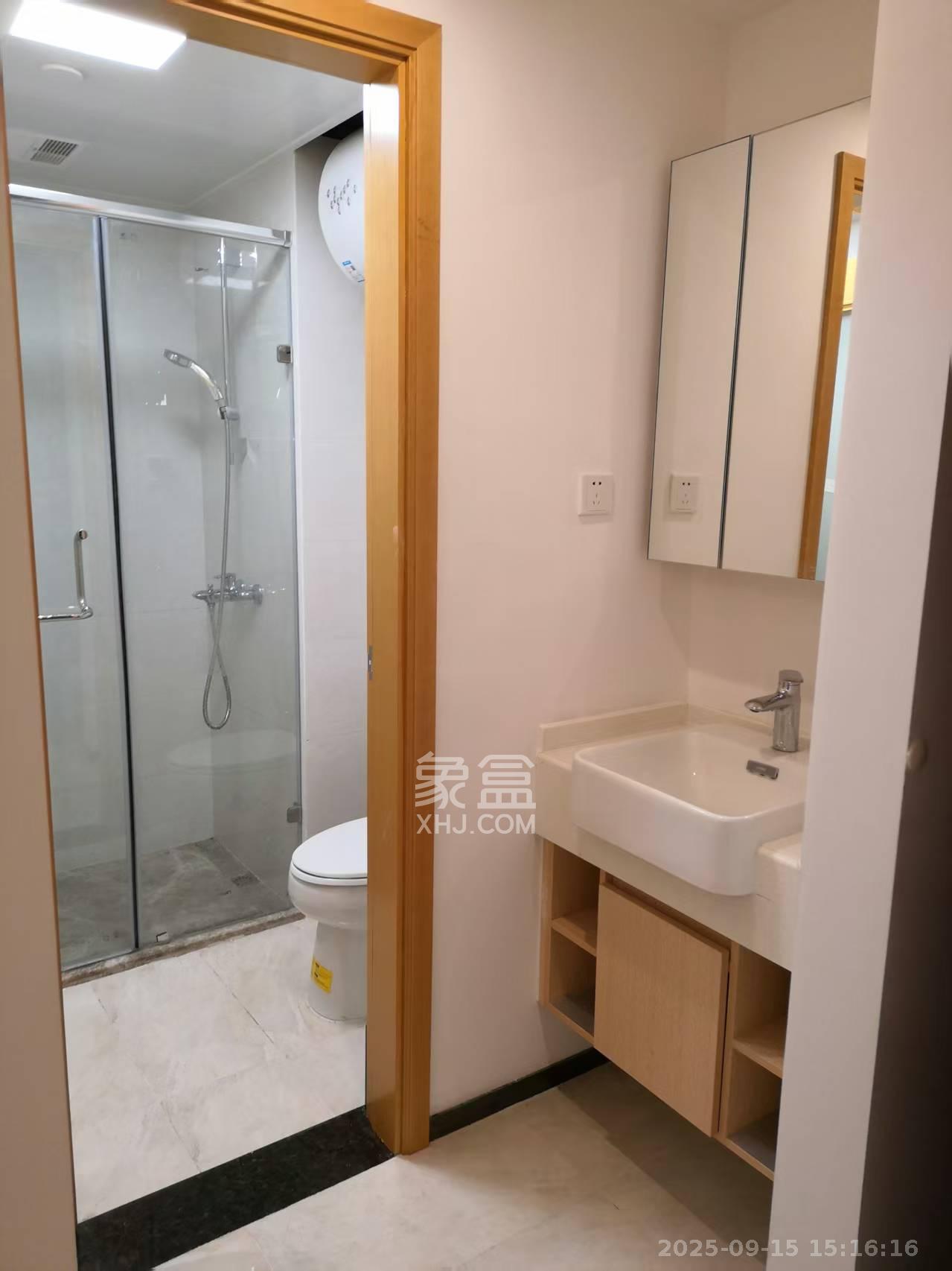 中海新城熙岸（中信新城五期）  1室1厅1卫    1600.0元/月室内图