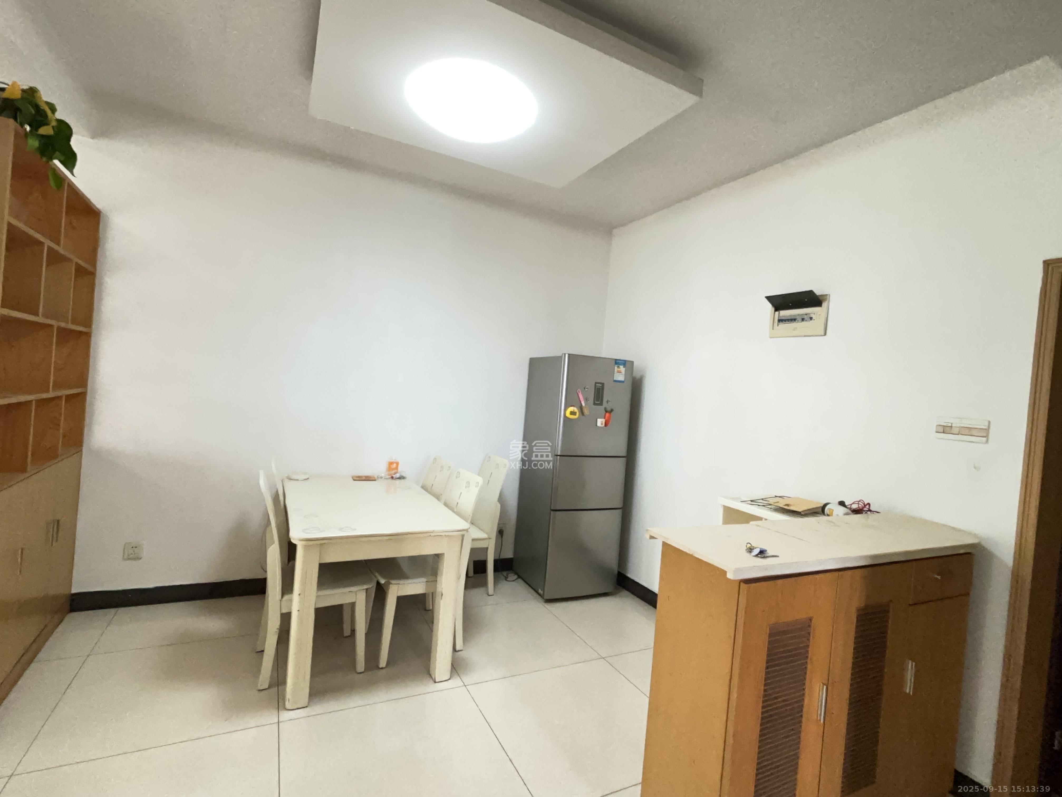 楚天世纪城东苑  2室2厅1卫    1500.0元/月室内图