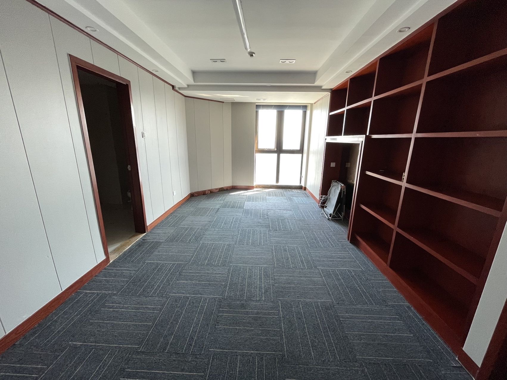 明光国际大酒店 1室1厅1卫 2700.0元/月 明光国际大酒店 1室1厅1卫 2700.0元/月室内图