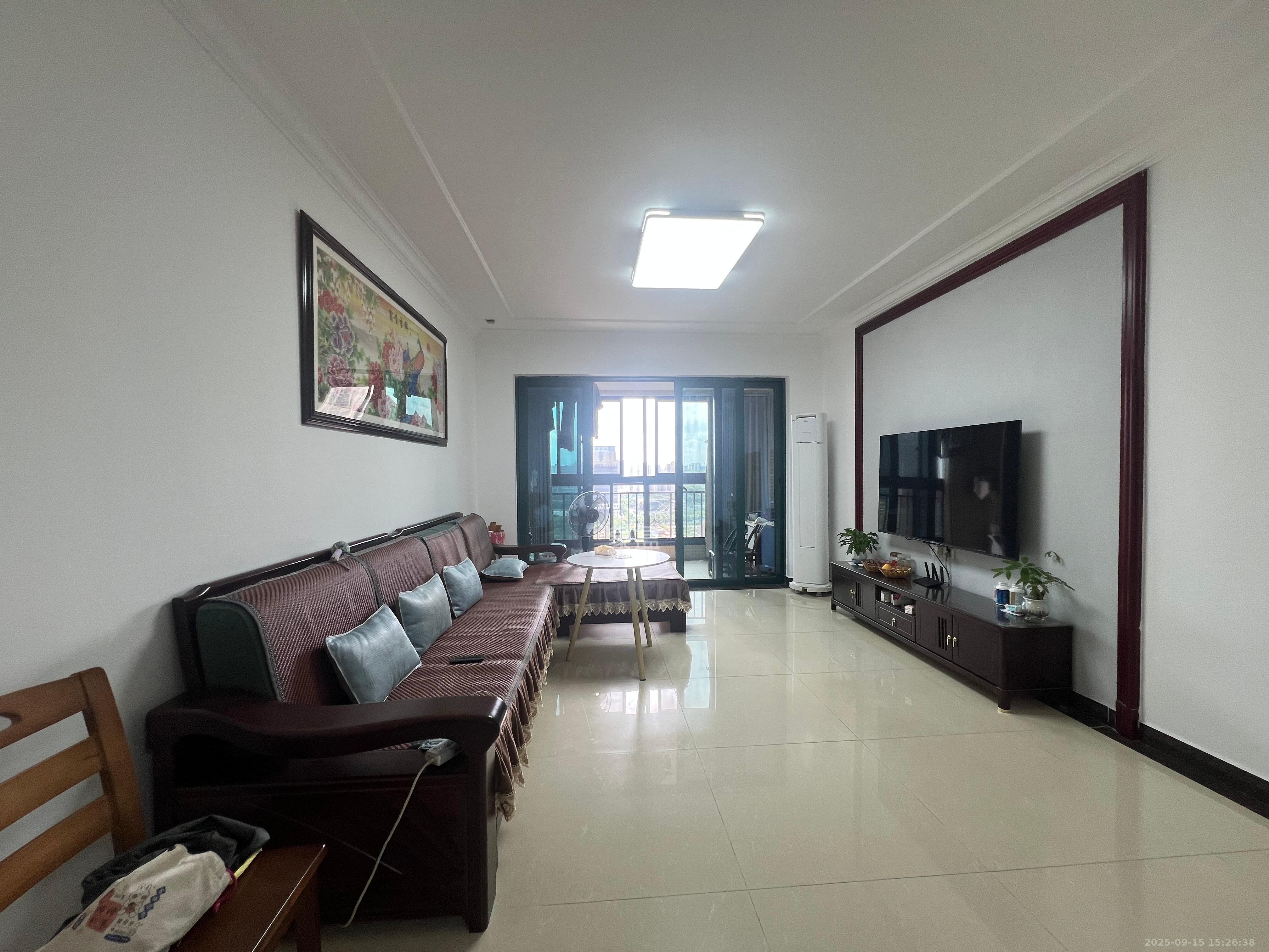 恒大绿洲 3室2厅2卫 2800.0元/月 恒大绿洲 3室2厅2卫 2800.0元/月室内图