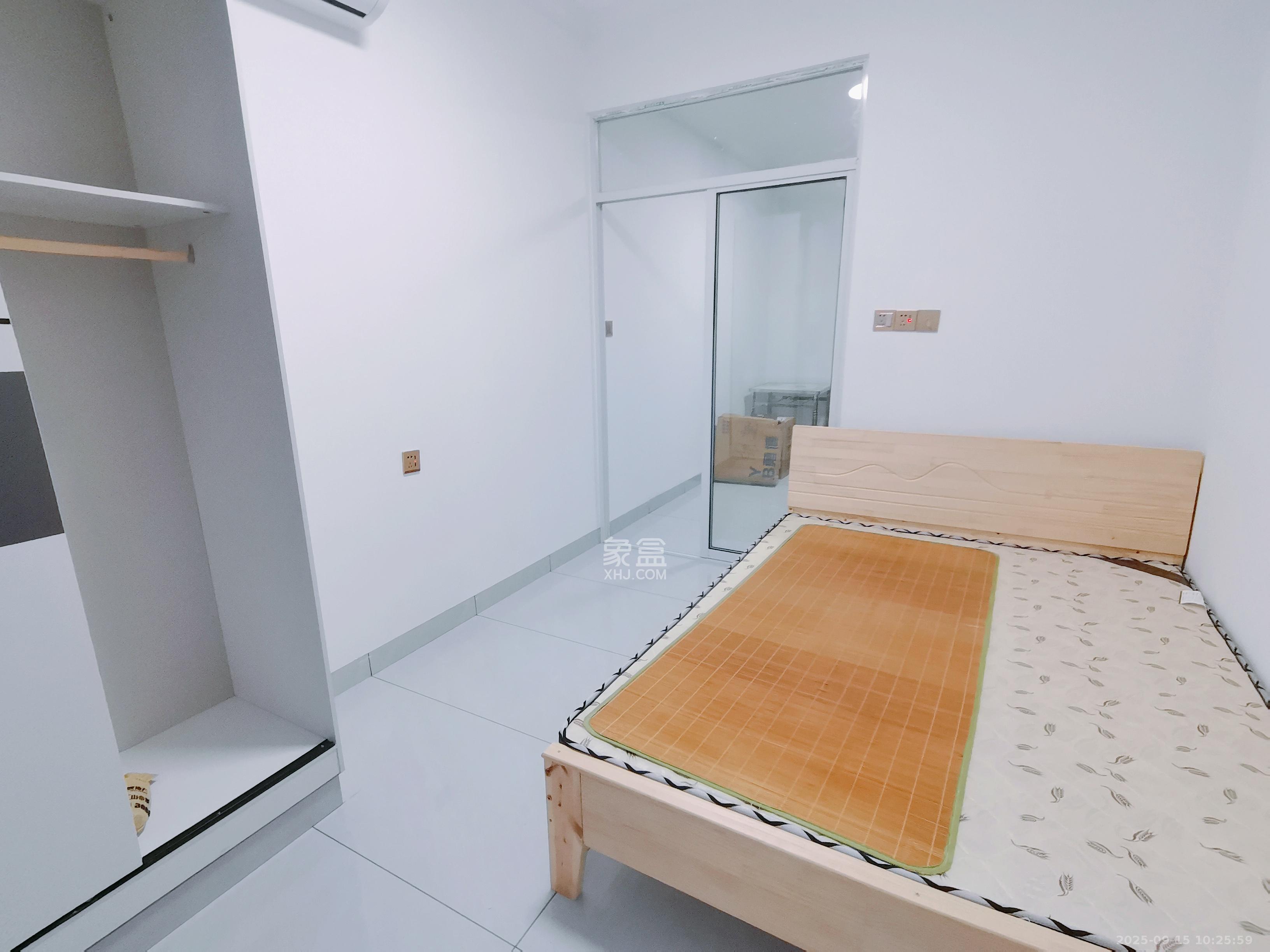 黄鹤小区2片 1室0厅0卫 1200.0元/月 黄鹤小区2片 1室0厅0卫 1200.0元/月室内图